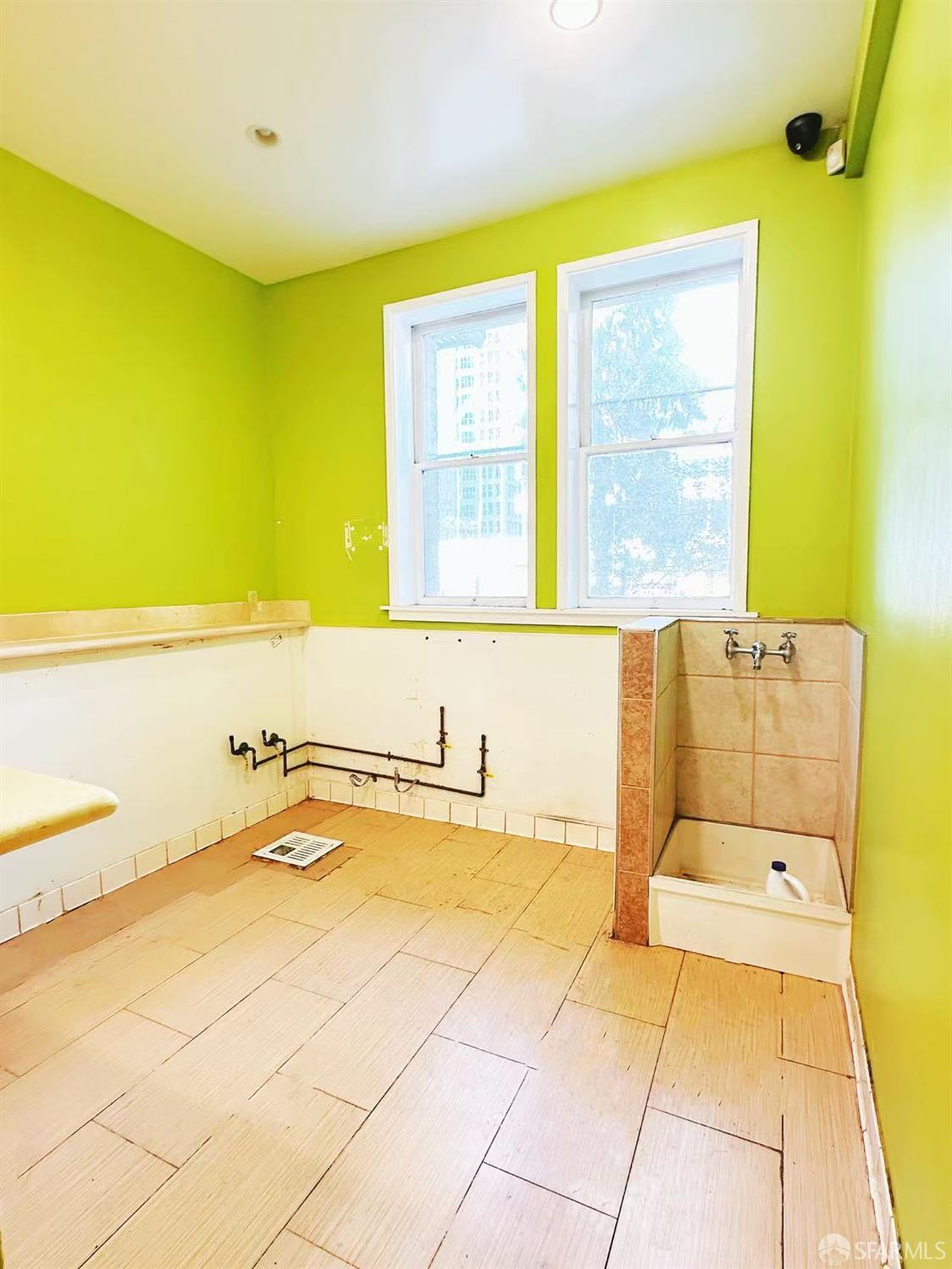 Detail Gallery Image 3 of 25 For 550 Grant Ave, San Francisco,  CA 94108 - – Beds | – Baths