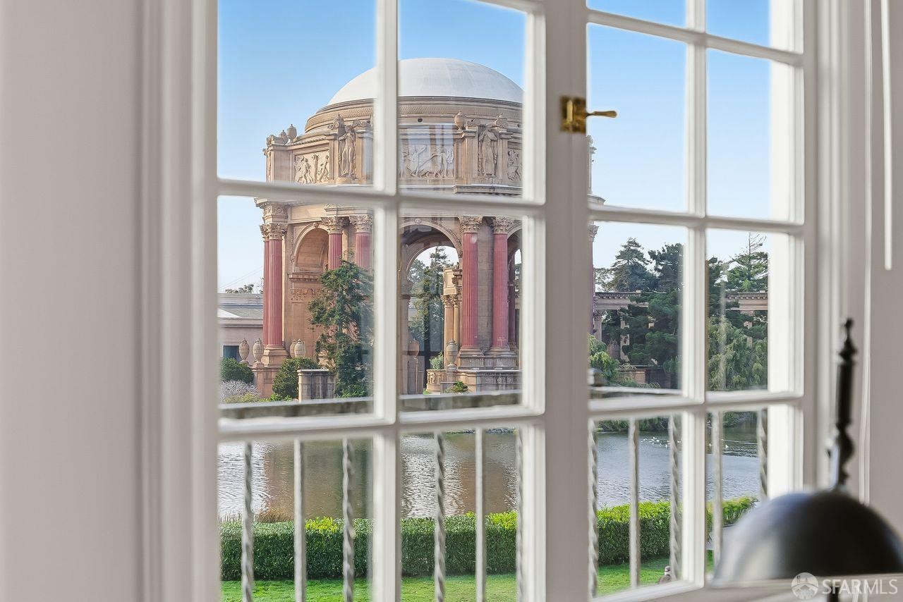 Detail Gallery Image 38 of 67 For 3340 Baker St, San Francisco,  CA 94123 - 5 Beds | 4/1 Baths