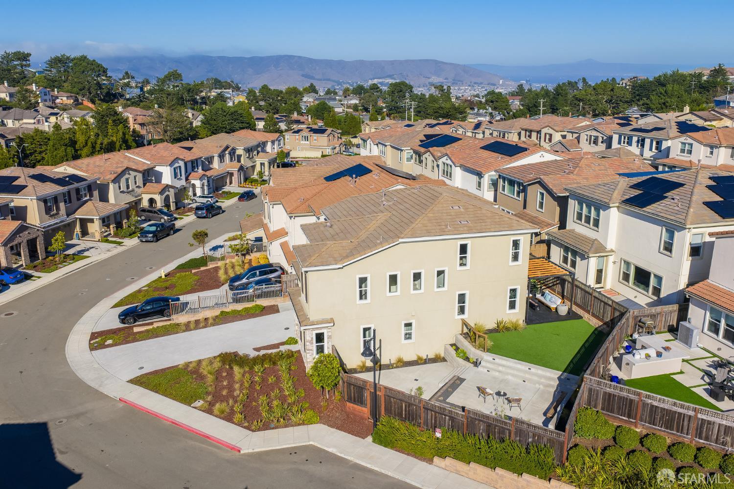 Detail Gallery Image 59 of 63 For 106 Miraluna Way, San Bruno,  CA 94066 - 4 Beds | 3 Baths