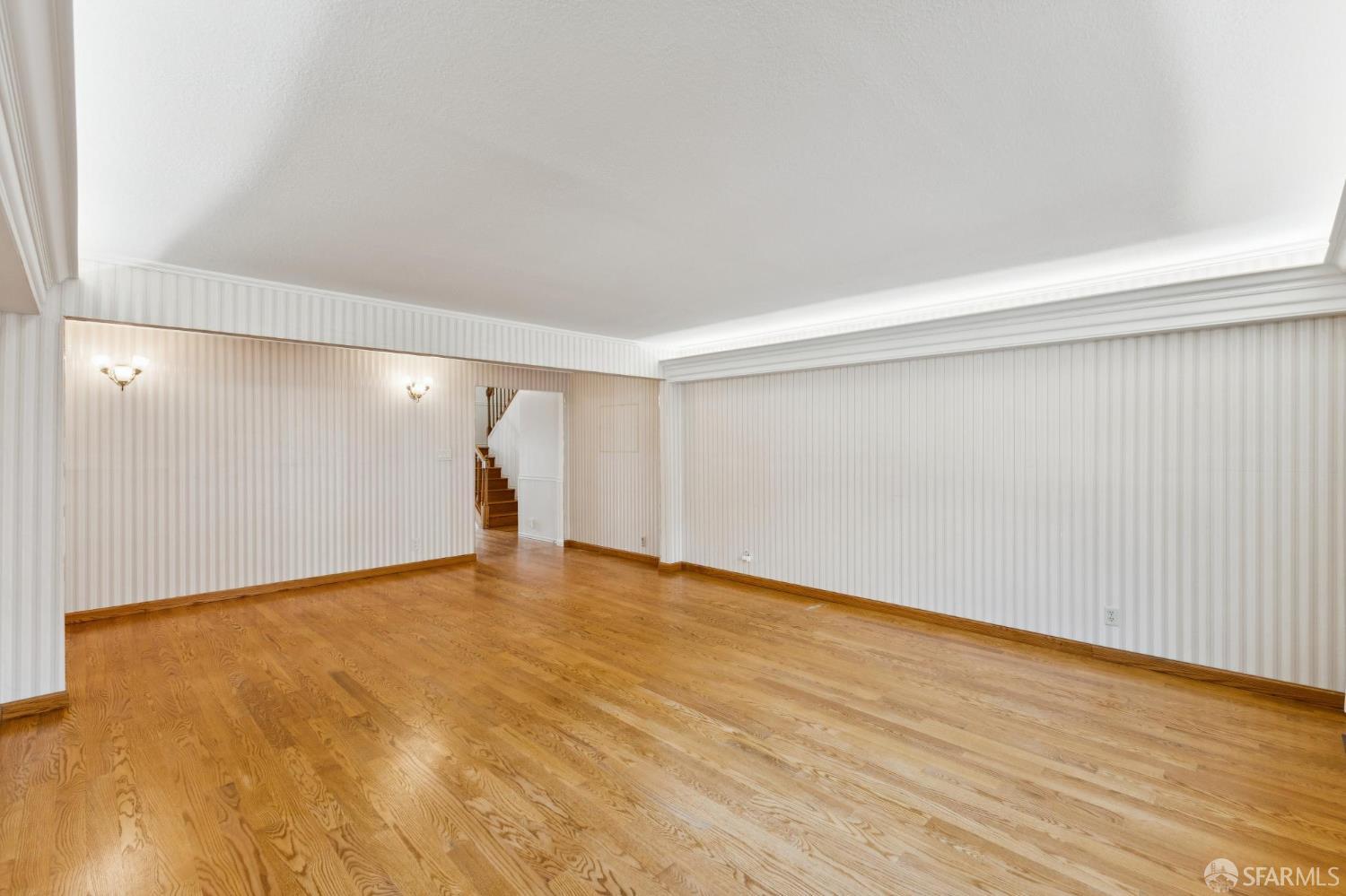 Detail Gallery Image 29 of 86 For 2 Beaumont Ct, Lafayette,  CA 94549 - 6 Beds | 3/1 Baths