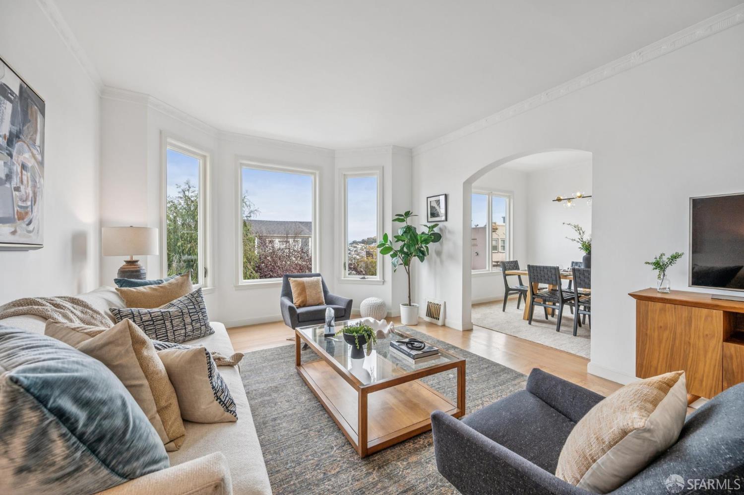 Detail Gallery Image 11 of 74 For 176 Laidley St, San Francisco,  CA 94131 - 2 Beds | 1/1 Baths