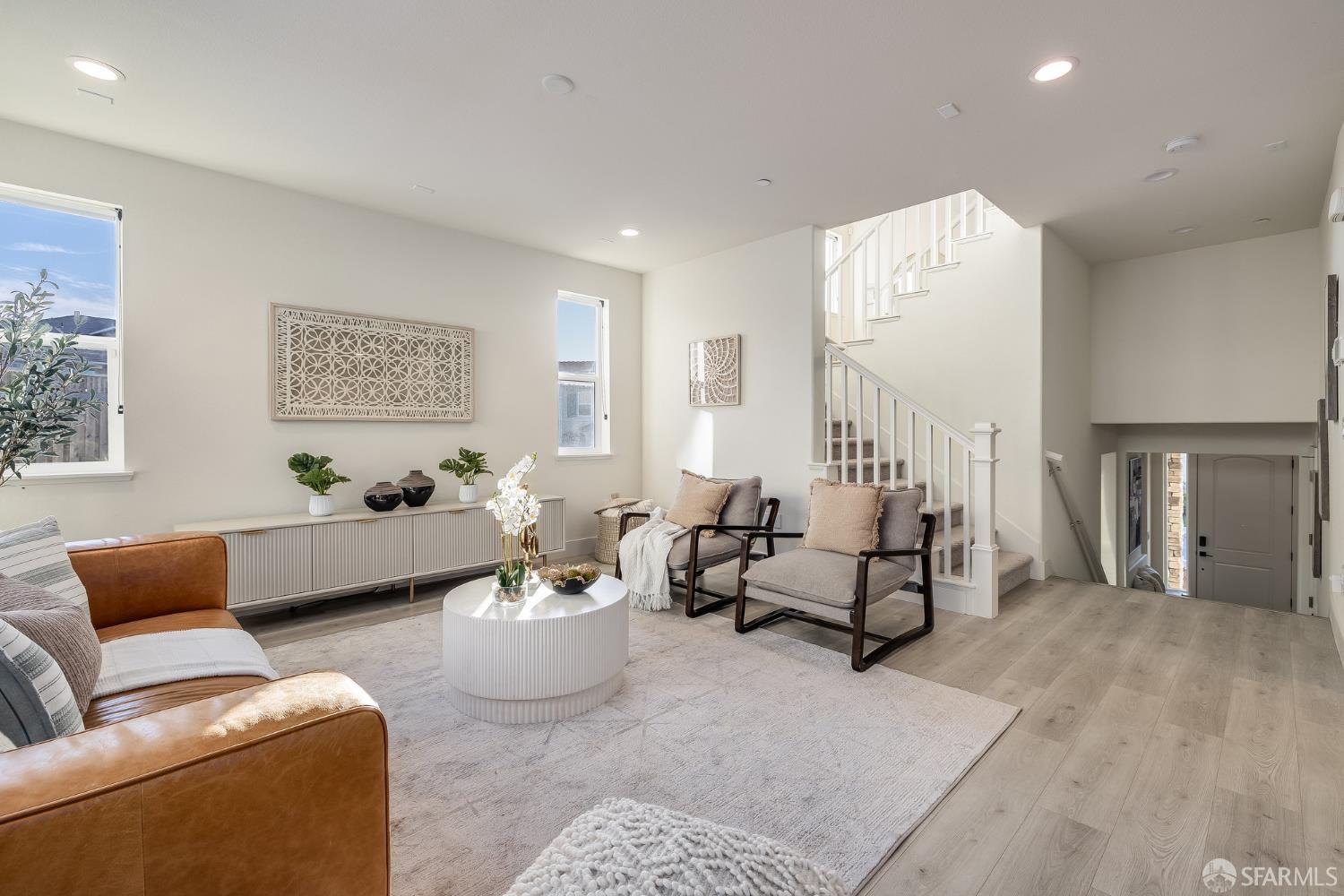 Detail Gallery Image 6 of 63 For 106 Miraluna Way, San Bruno,  CA 94066 - 4 Beds | 3 Baths