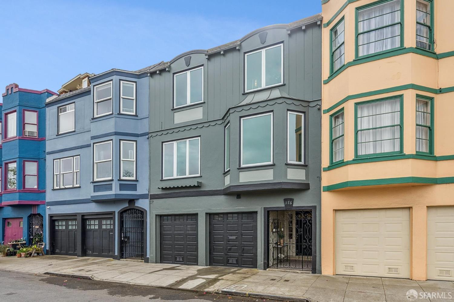 Detail Gallery Image 2 of 74 For 176 Laidley St, San Francisco,  CA 94131 - 2 Beds | 1/1 Baths