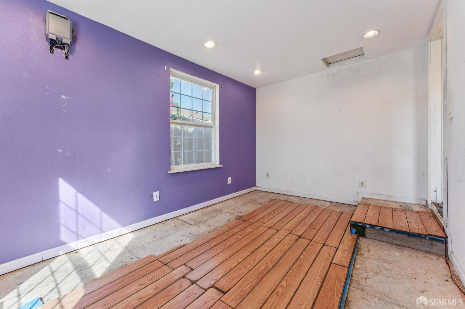 Detail Gallery Image 23 of 42 For 220 Louvaine Ave, Oakland,  CA 94603 - 2 Beds | 1 Baths