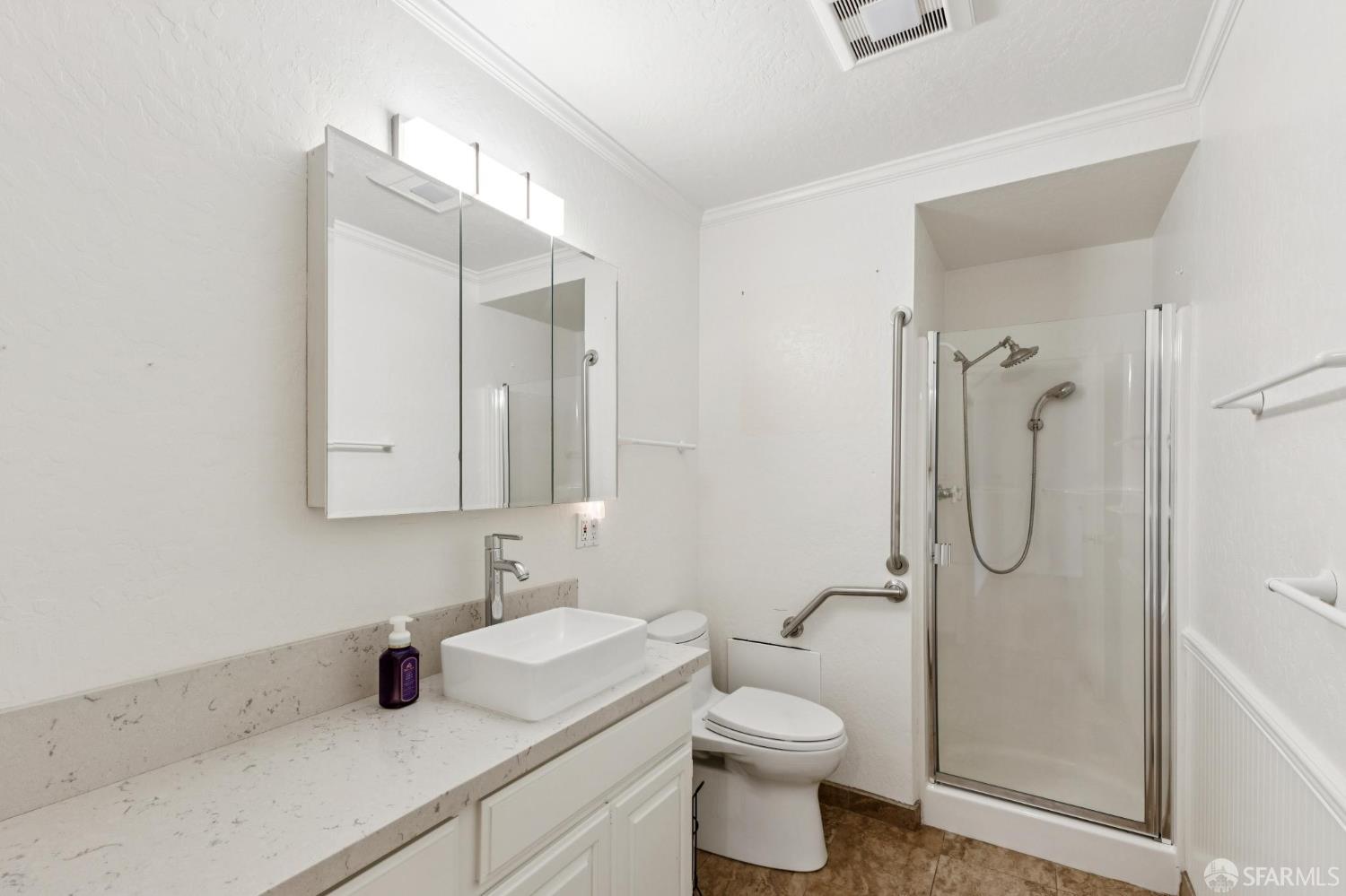 Detail Gallery Image 46 of 86 For 2 Beaumont Ct, Lafayette,  CA 94549 - 6 Beds | 3/1 Baths