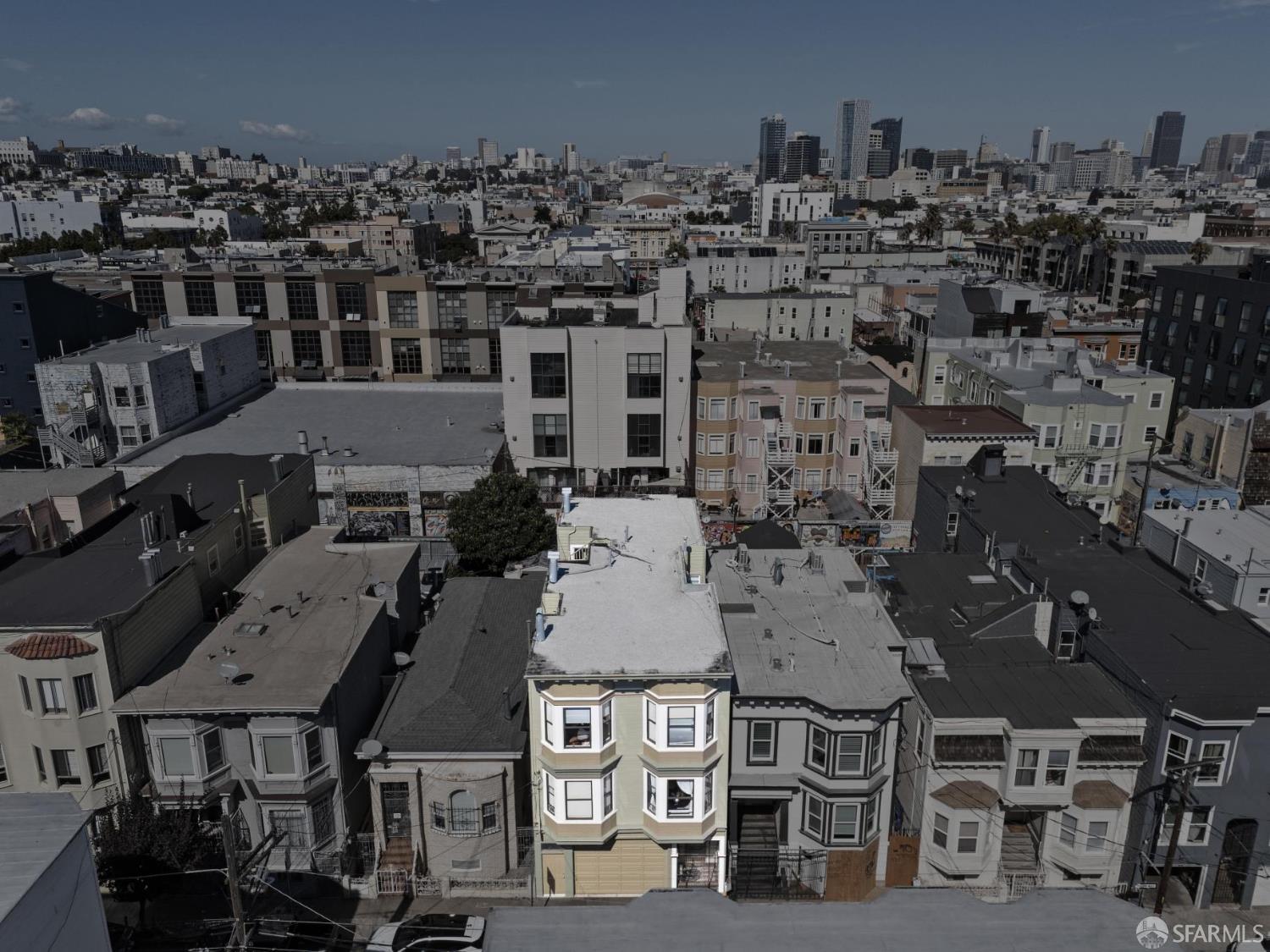 Detail Gallery Image 3 of 11 For 48 Sycamore St, San Francisco,  CA 94110 - – Beds | – Baths