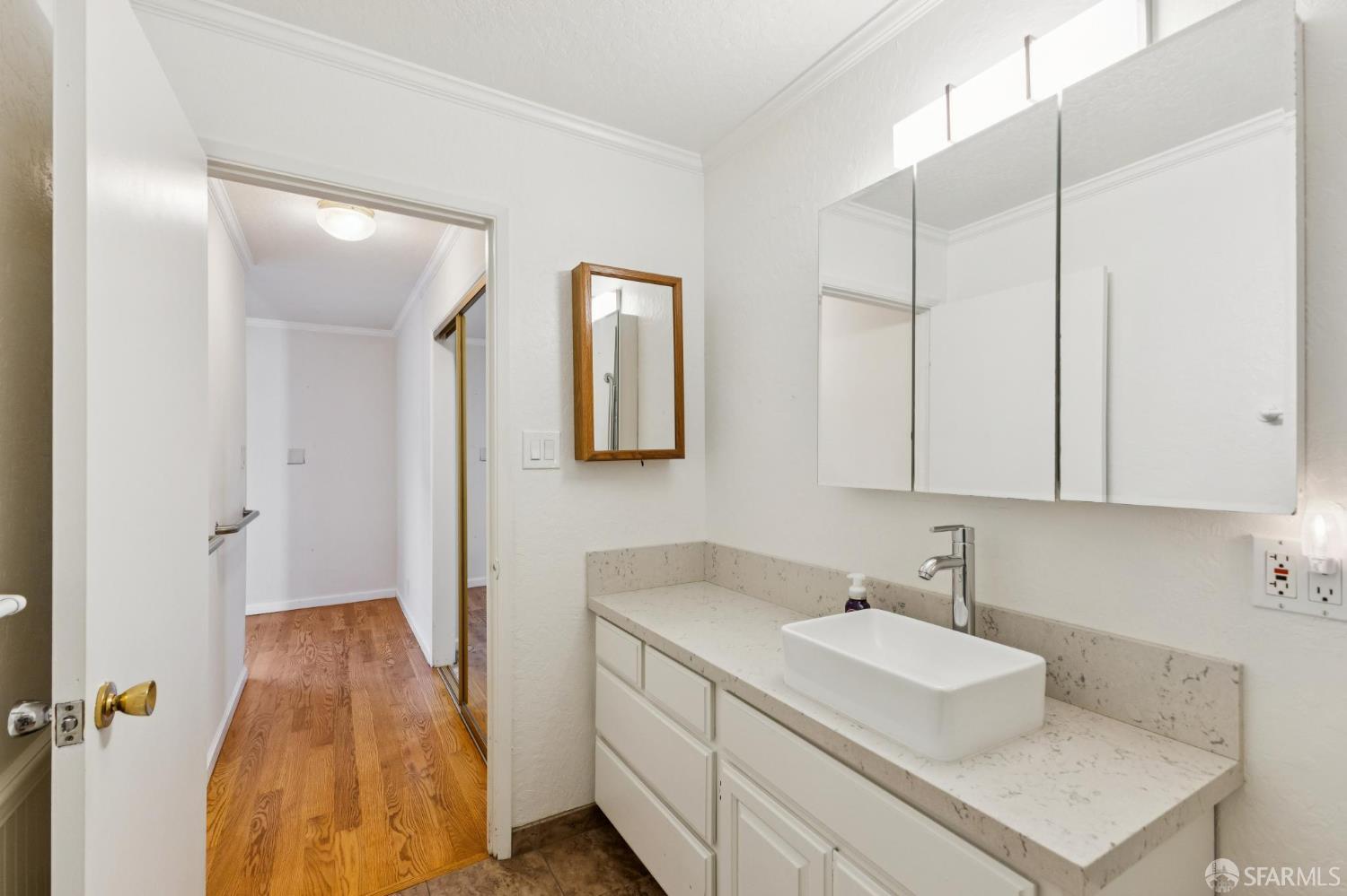 Detail Gallery Image 47 of 86 For 2 Beaumont Ct, Lafayette,  CA 94549 - 6 Beds | 3/1 Baths