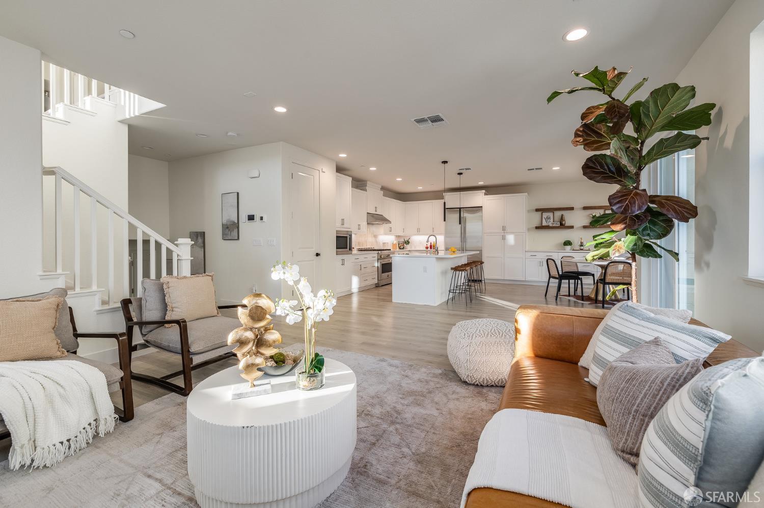 Detail Gallery Image 9 of 63 For 106 Miraluna Way, San Bruno,  CA 94066 - 4 Beds | 3 Baths