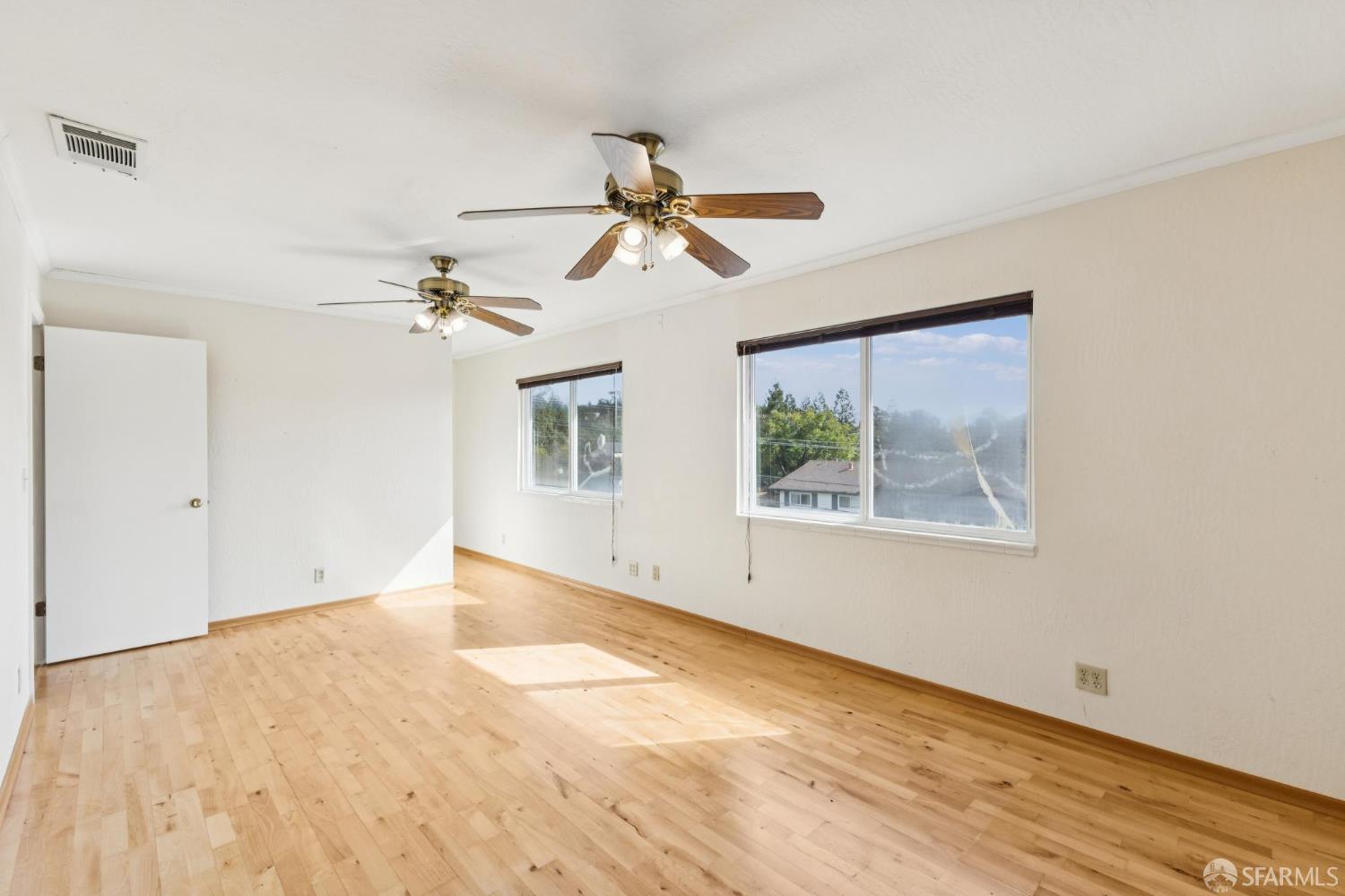 Detail Gallery Image 52 of 86 For 2 Beaumont Ct, Lafayette,  CA 94549 - 6 Beds | 3/1 Baths