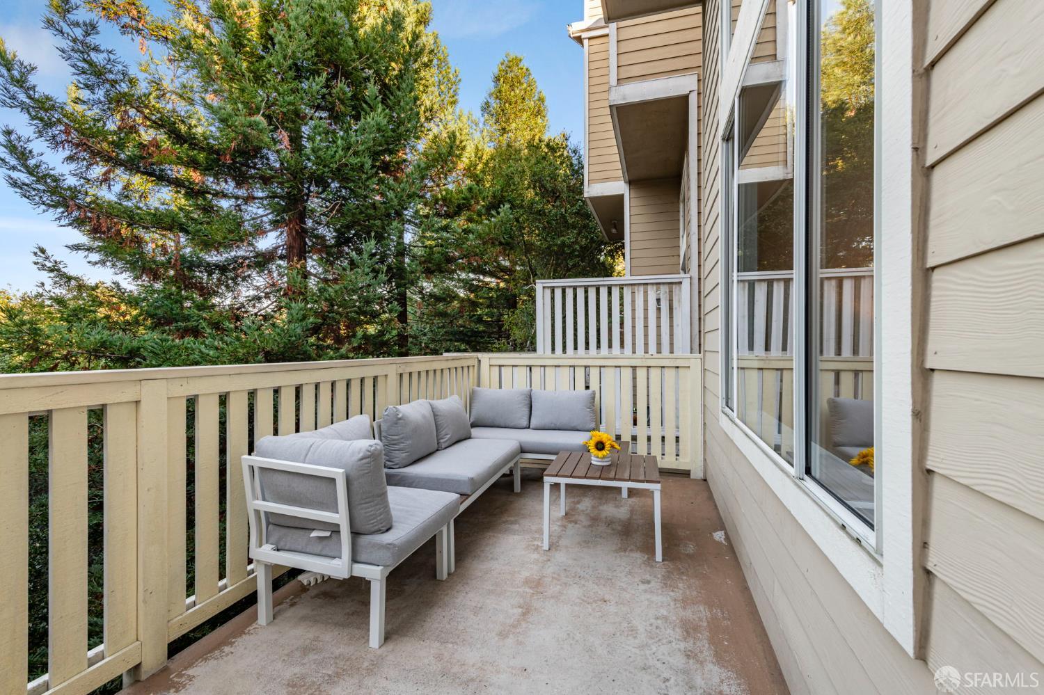 Detail Gallery Image 37 of 43 For 2108 Thistle Ct, Hayward,  CA 94542 - 3 Beds | 2/1 Baths