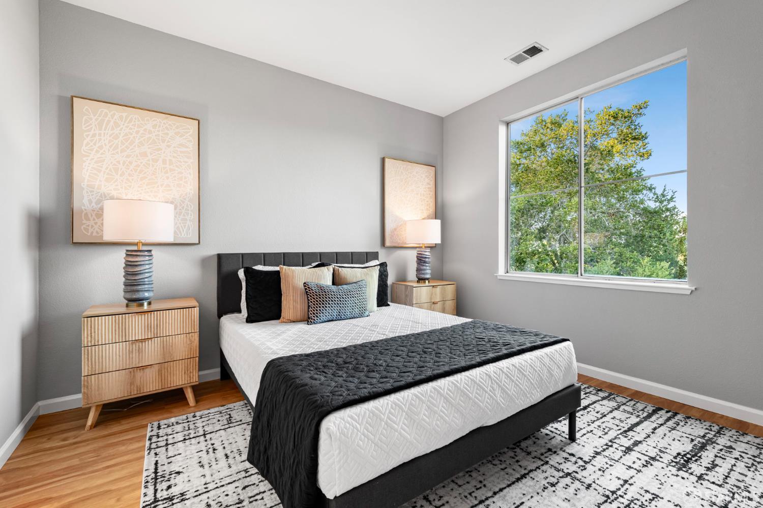 Detail Gallery Image 28 of 43 For 2108 Thistle Ct, Hayward,  CA 94542 - 3 Beds | 2/1 Baths