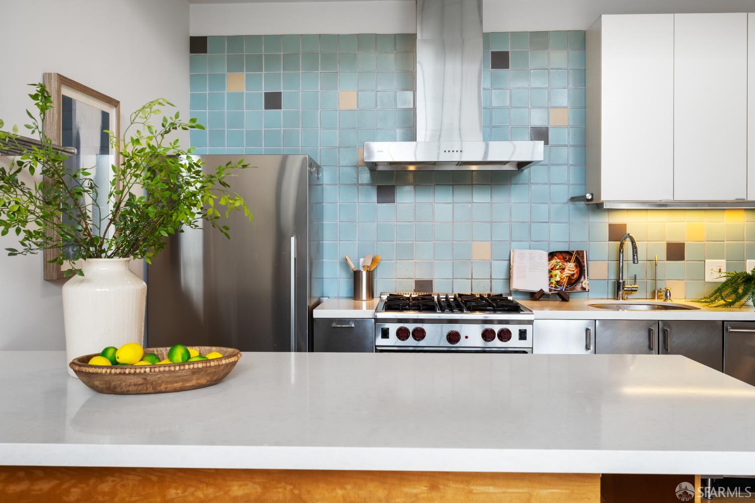 Detail Gallery Image 6 of 24 For 1018 4th Ave #120,  Oakland,  CA 94606 - 0 Beds | 1 Baths