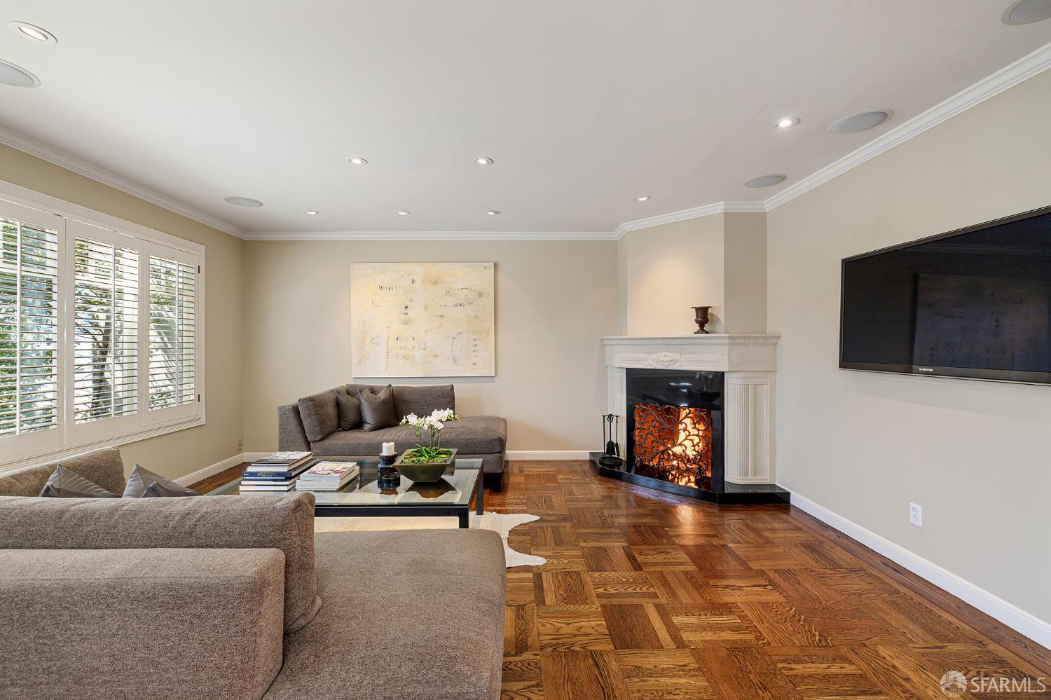 Detail Gallery Image 7 of 44 For 101 Farnum St, San Francisco,  CA 94131 - 3 Beds | 2 Baths