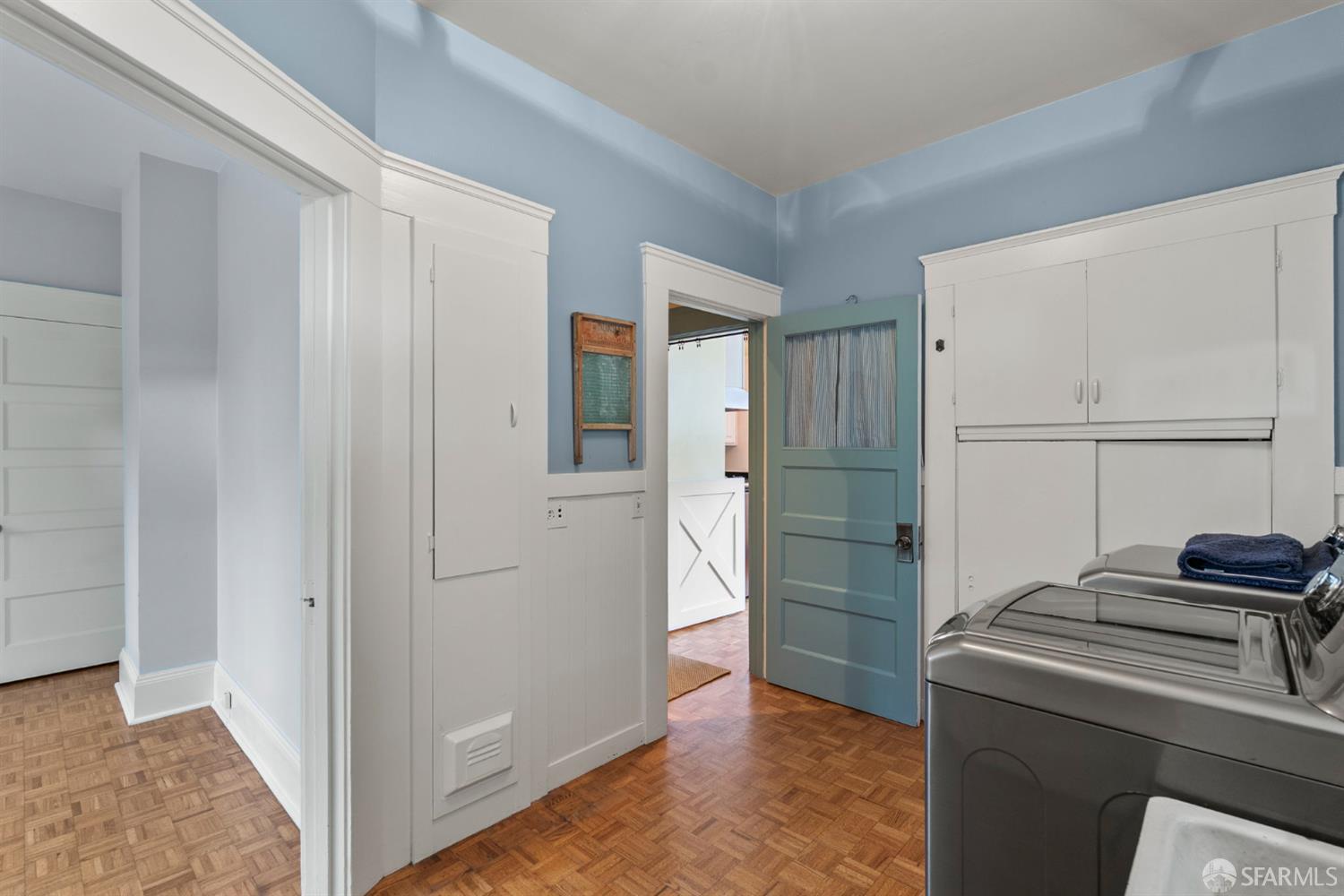 Detail Gallery Image 39 of 95 For 415 Pacific Ave, Piedmont,  CA 94611 - 6 Beds | 4/1 Baths