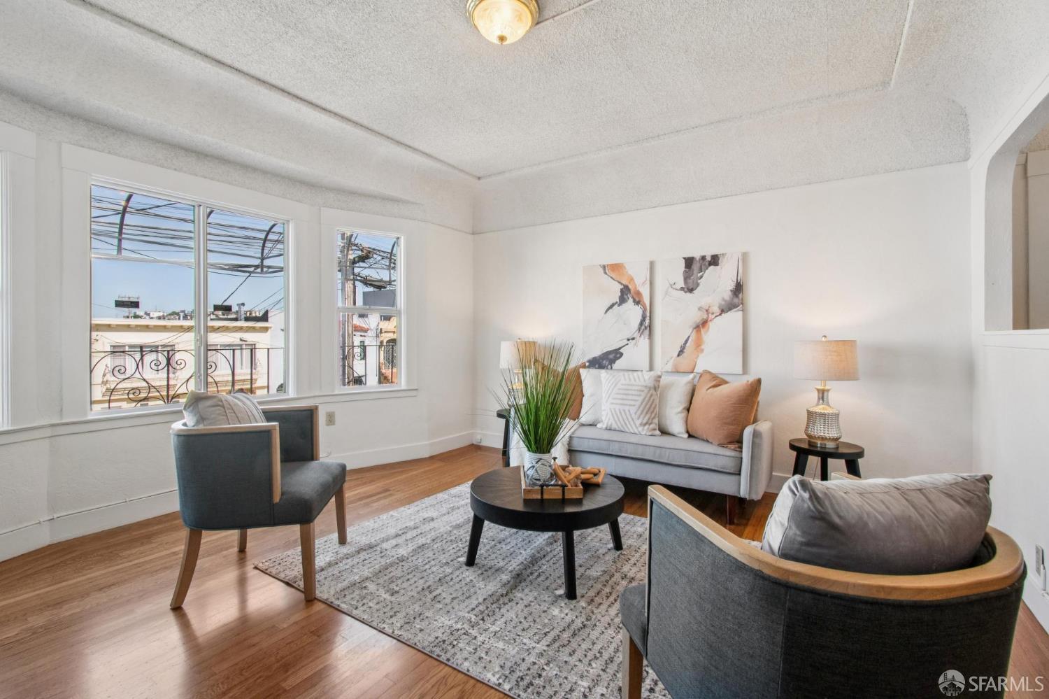 Detail Gallery Image 7 of 34 For 24 Rolph St, San Francisco,  CA 94112 - 2 Beds | 2 Baths