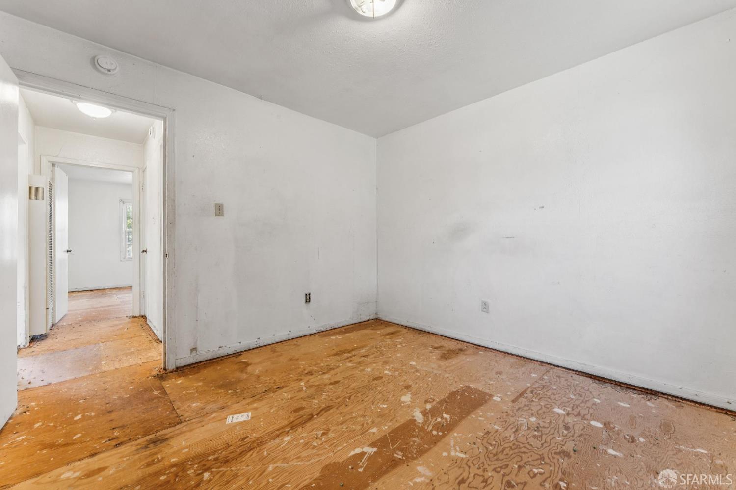 Detail Gallery Image 25 of 42 For 220 Louvaine Ave, Oakland,  CA 94603 - 2 Beds | 1 Baths