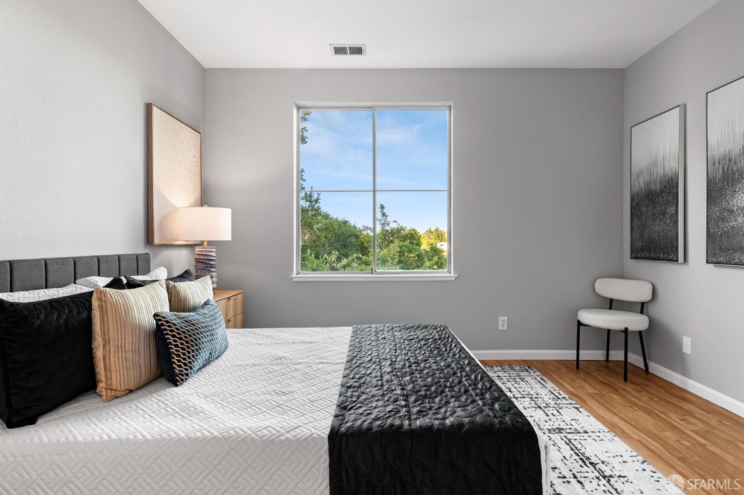 Detail Gallery Image 29 of 43 For 2108 Thistle Ct, Hayward,  CA 94542 - 3 Beds | 2/1 Baths