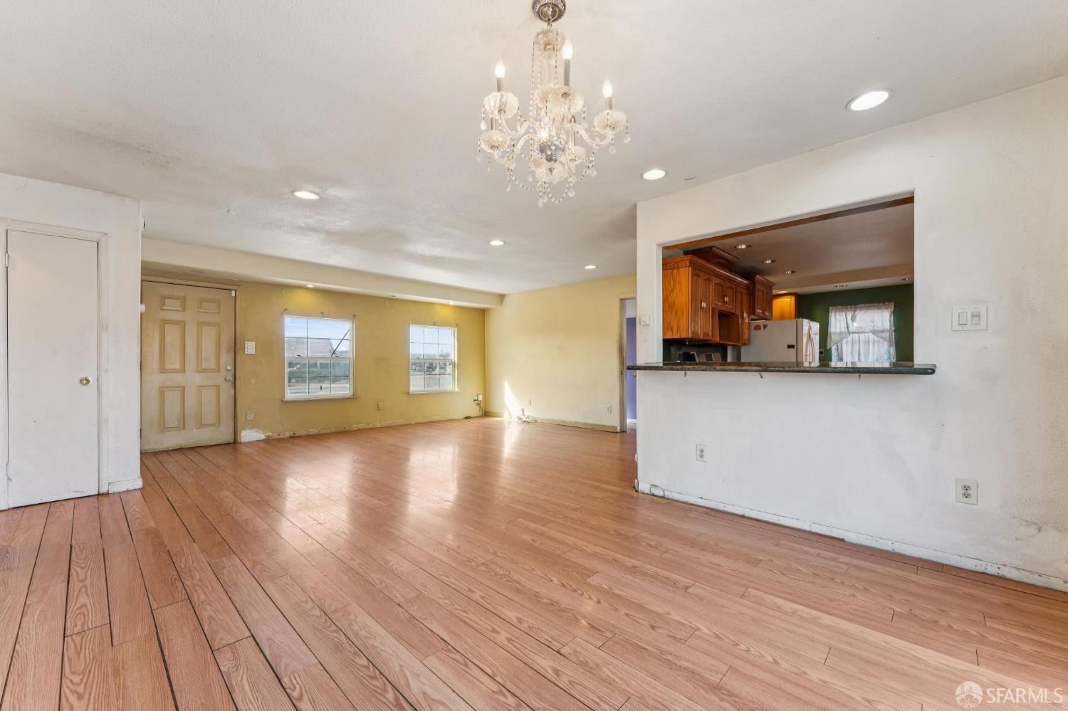 Detail Gallery Image 11 of 42 For 220 Louvaine Ave, Oakland,  CA 94603 - 2 Beds | 1 Baths