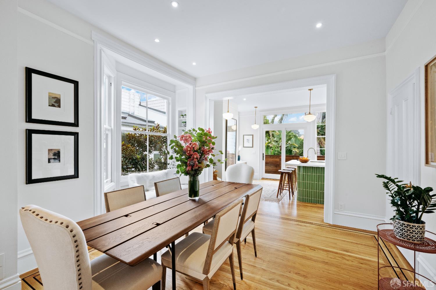 Detail Gallery Image 6 of 59 For 309 Steiner St #D,  San Francisco,  CA 94117 - 3 Beds | 1/1 Baths