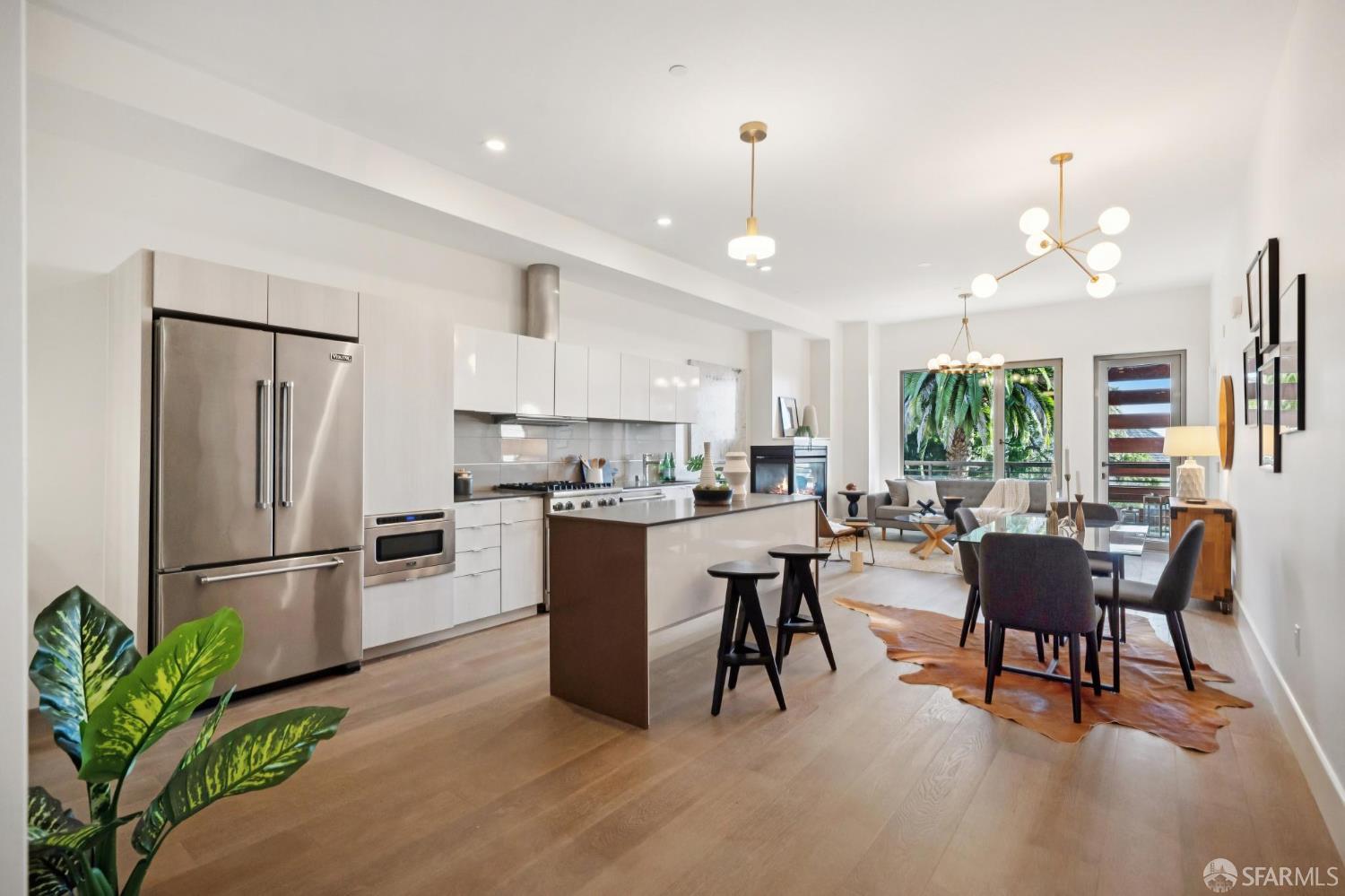 Detail Gallery Image 2 of 46 For 35 Dolores St #306,  San Francisco,  CA 94103 - 2 Beds | 2 Baths