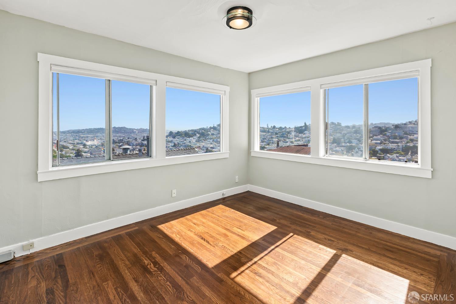 10-12 A Saturn Street, San Francisco