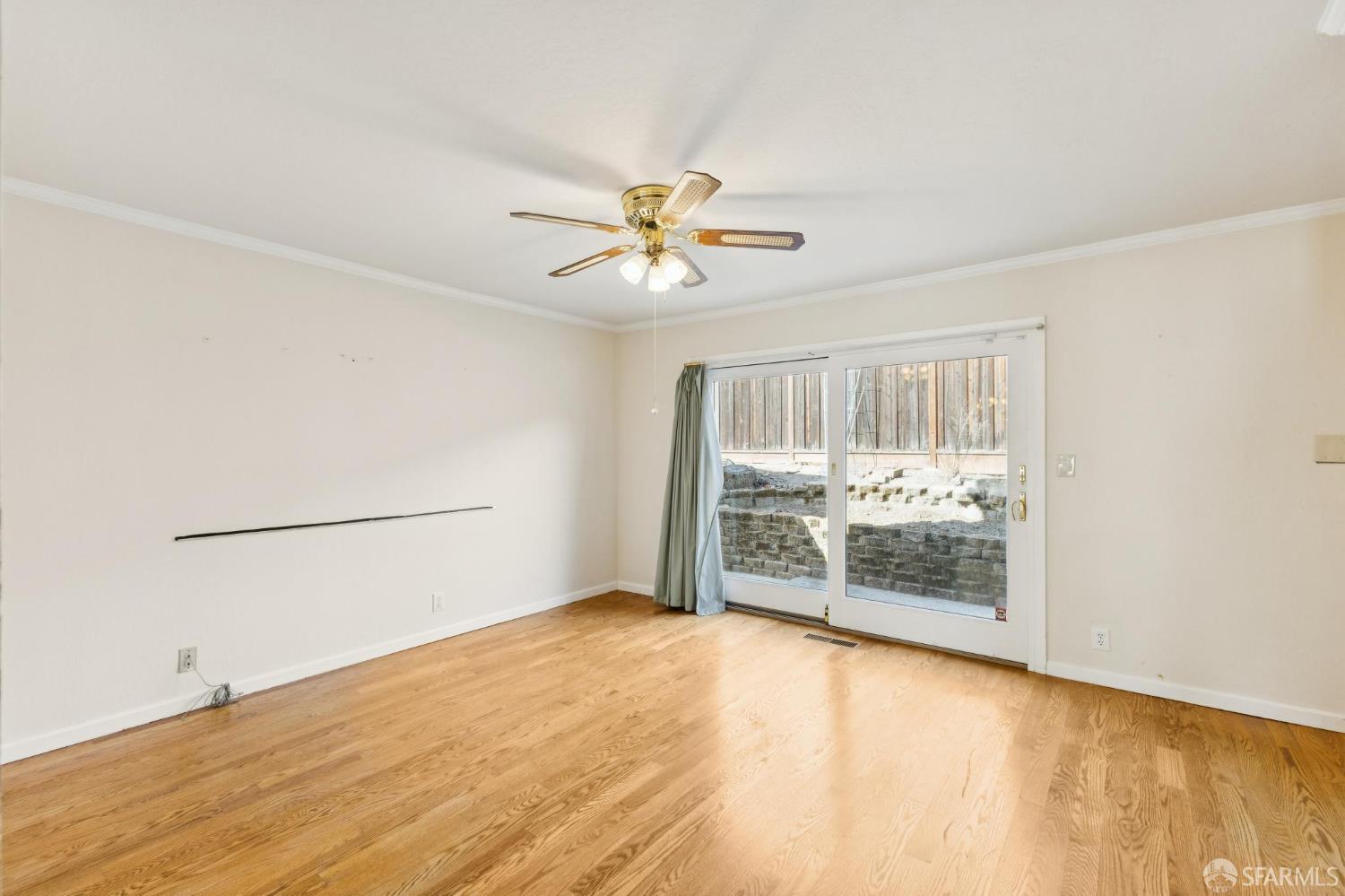 Detail Gallery Image 40 of 86 For 2 Beaumont Ct, Lafayette,  CA 94549 - 6 Beds | 3/1 Baths