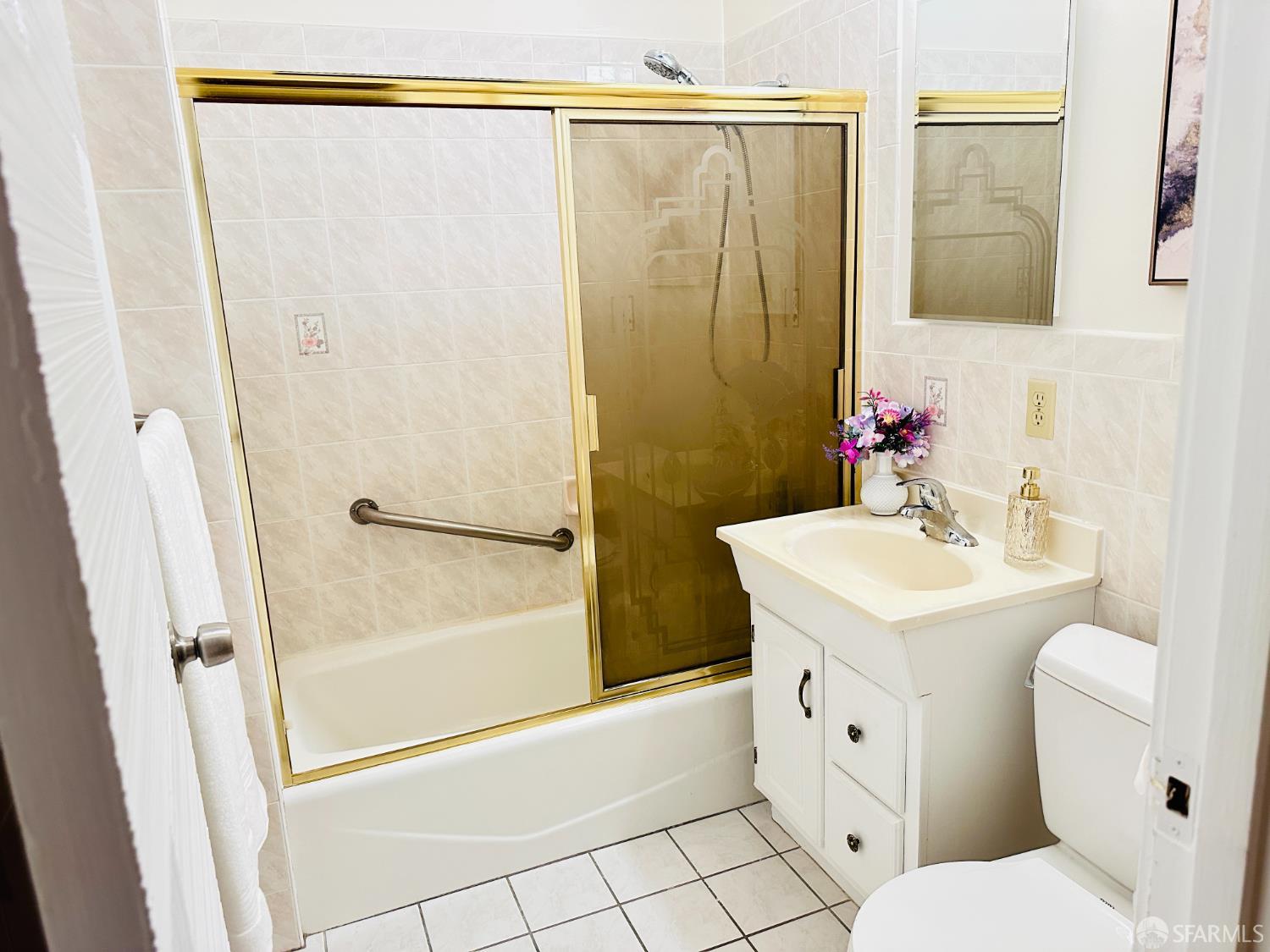 Detail Gallery Image 17 of 45 For 1746 47th Ave, San Francisco,  CA 94122 - 2 Beds | 1 Baths