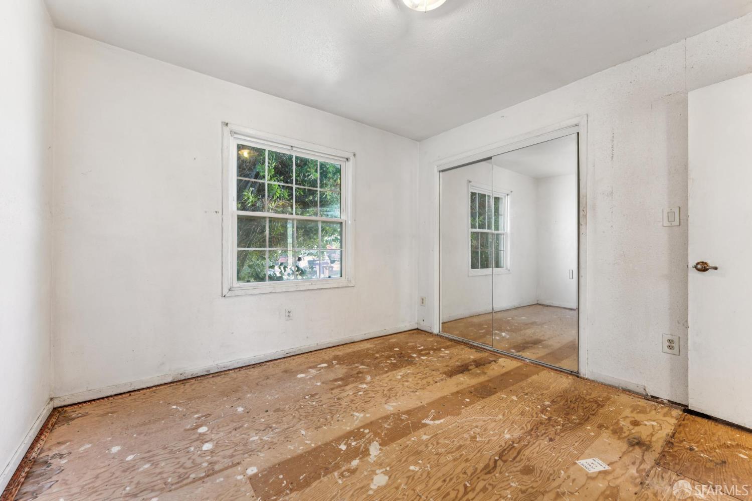 Detail Gallery Image 27 of 42 For 220 Louvaine Ave, Oakland,  CA 94603 - 2 Beds | 1 Baths