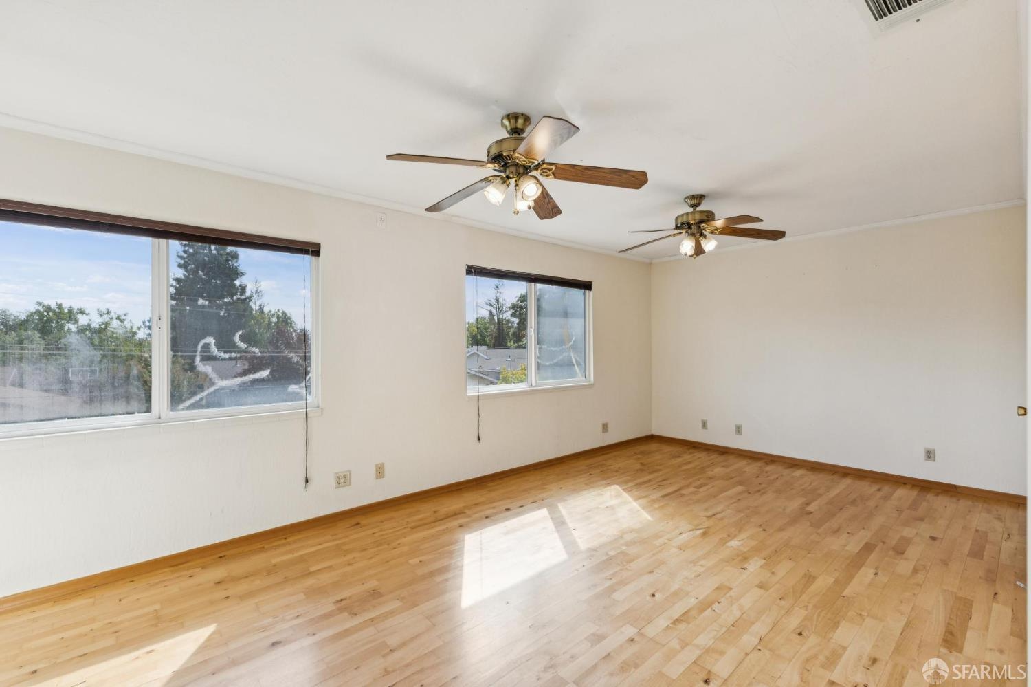 Detail Gallery Image 51 of 86 For 2 Beaumont Ct, Lafayette,  CA 94549 - 6 Beds | 3/1 Baths