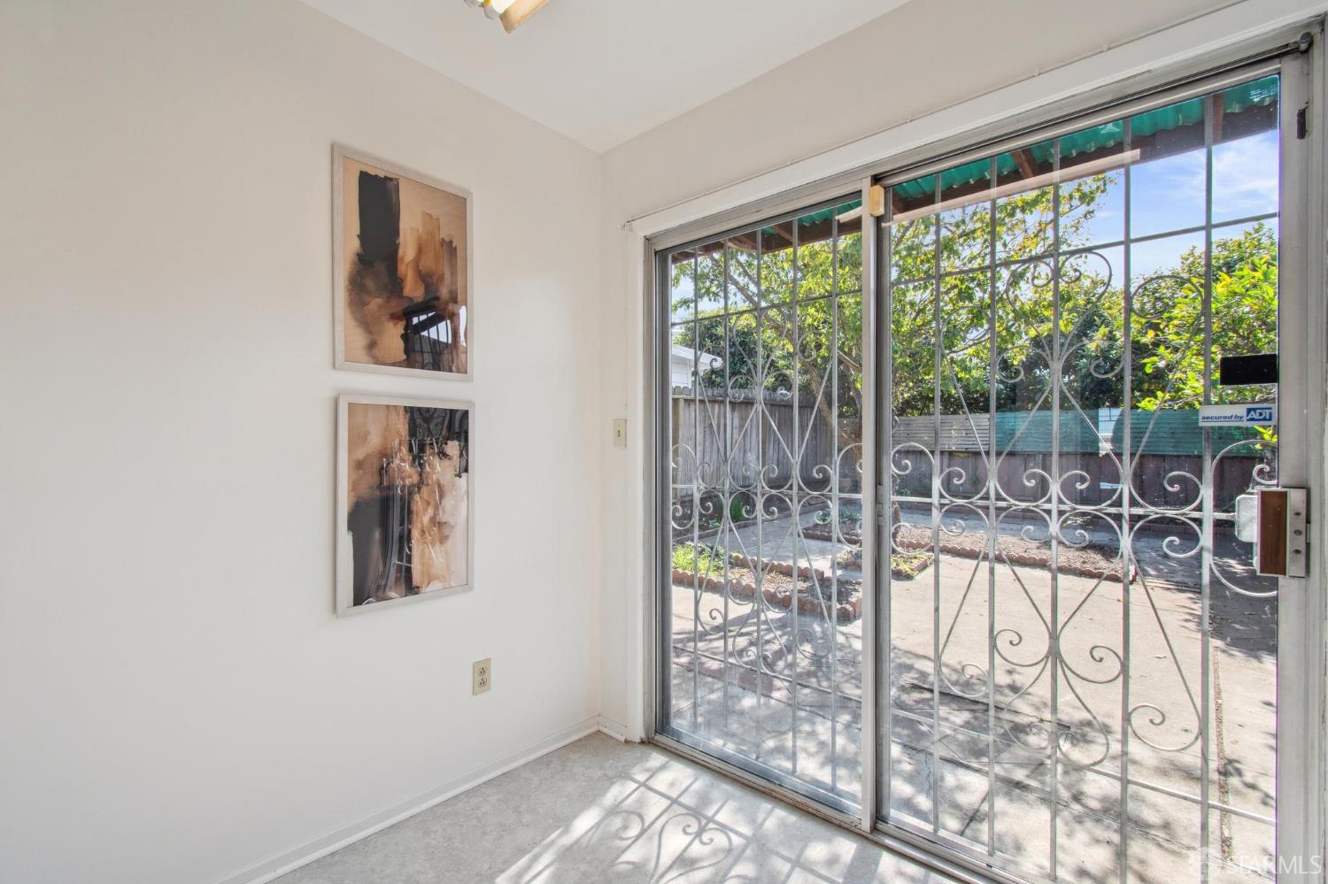 Detail Gallery Image 29 of 34 For 24 Rolph St, San Francisco,  CA 94112 - 2 Beds | 2 Baths