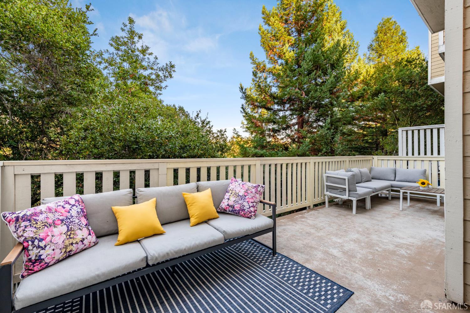 Detail Gallery Image 36 of 43 For 2108 Thistle Ct, Hayward,  CA 94542 - 3 Beds | 2/1 Baths