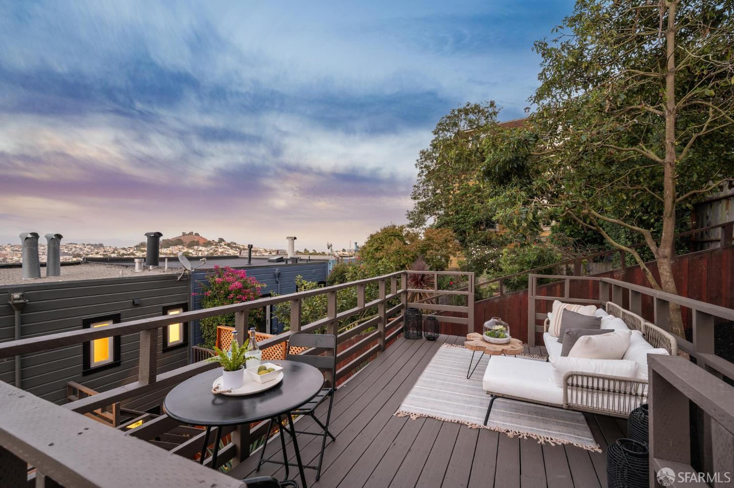 Detail Gallery Image 70 of 74 For 176 Laidley St, San Francisco,  CA 94131 - 2 Beds | 1/1 Baths