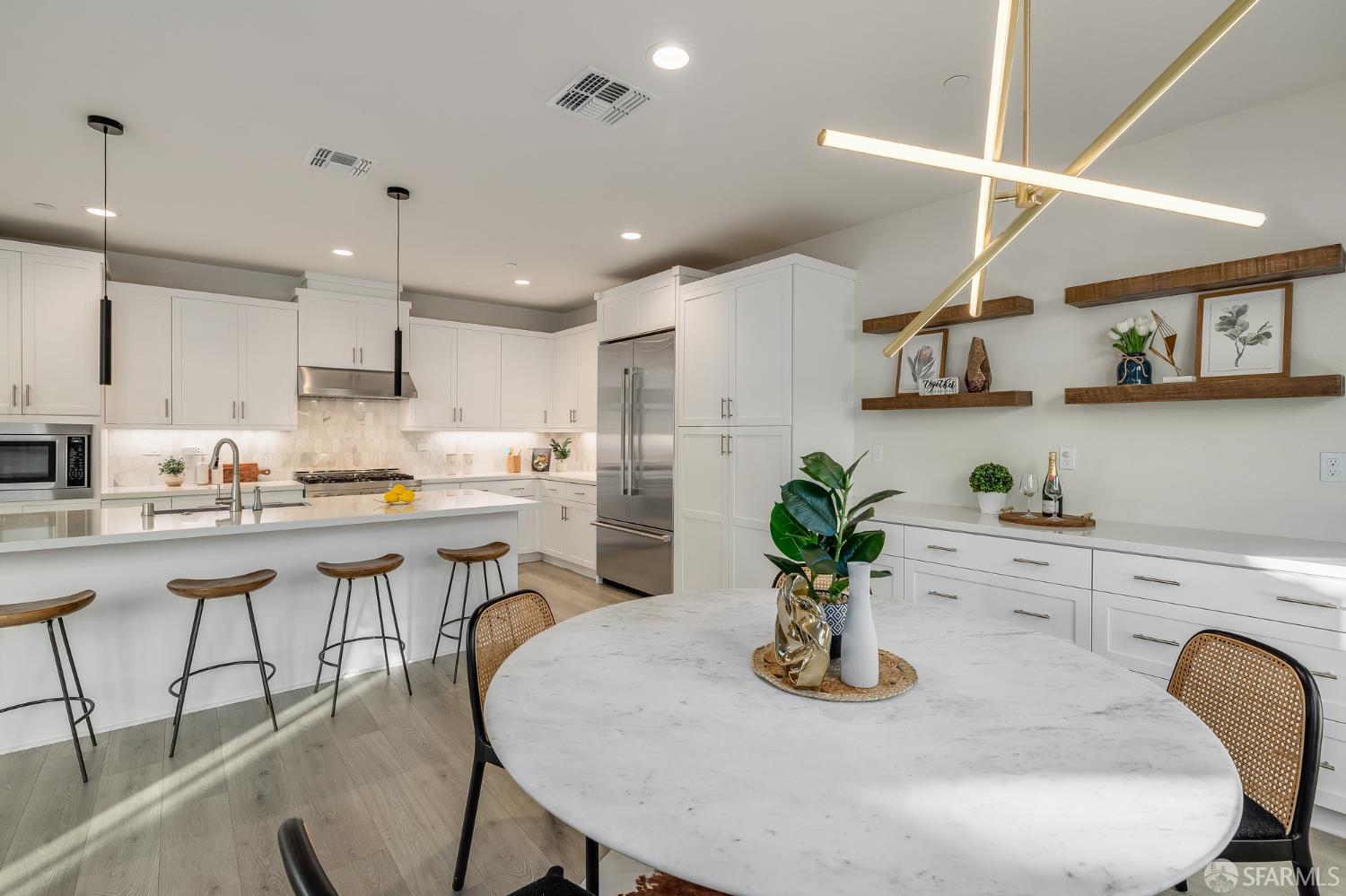 Detail Gallery Image 15 of 63 For 106 Miraluna Way, San Bruno,  CA 94066 - 4 Beds | 3 Baths