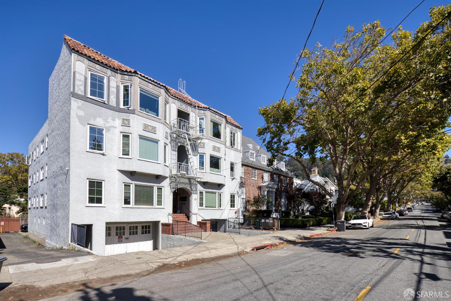 Detail Gallery Image 12 of 36 For 2451 Le Conte Ave, Berkeley,  CA 94709 - – Beds | – Baths