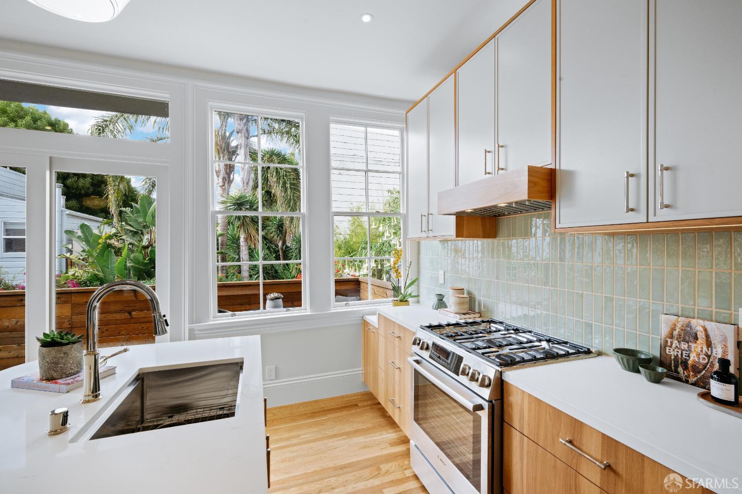 Detail Gallery Image 19 of 59 For 309 Steiner St #D,  San Francisco,  CA 94117 - 3 Beds | 1/1 Baths