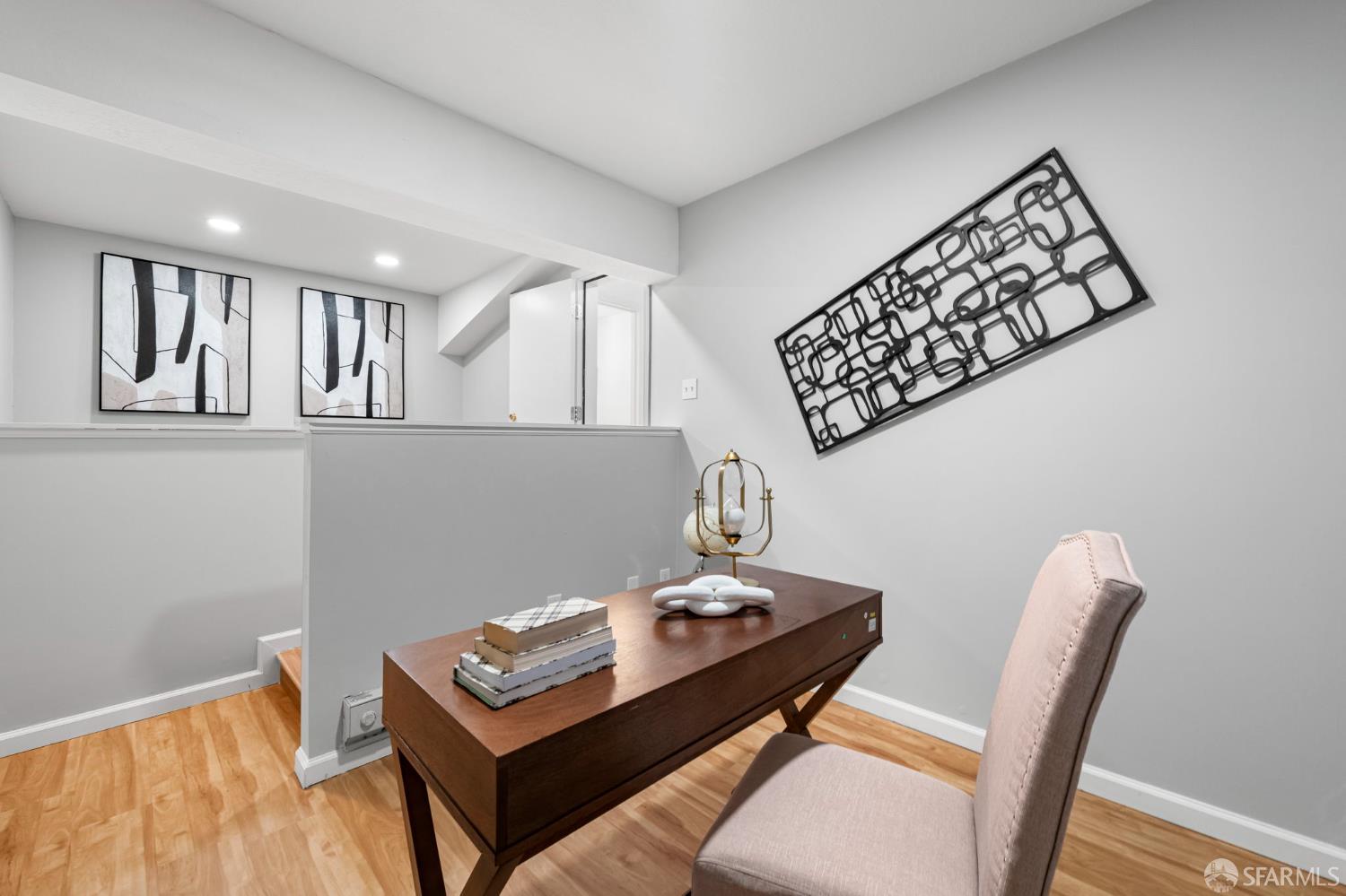 Detail Gallery Image 20 of 43 For 2108 Thistle Ct, Hayward,  CA 94542 - 3 Beds | 2/1 Baths