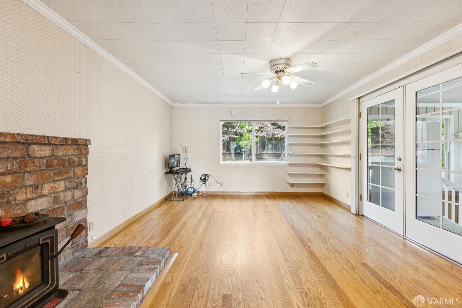 Detail Gallery Image 19 of 86 For 2 Beaumont Ct, Lafayette,  CA 94549 - 6 Beds | 3/1 Baths