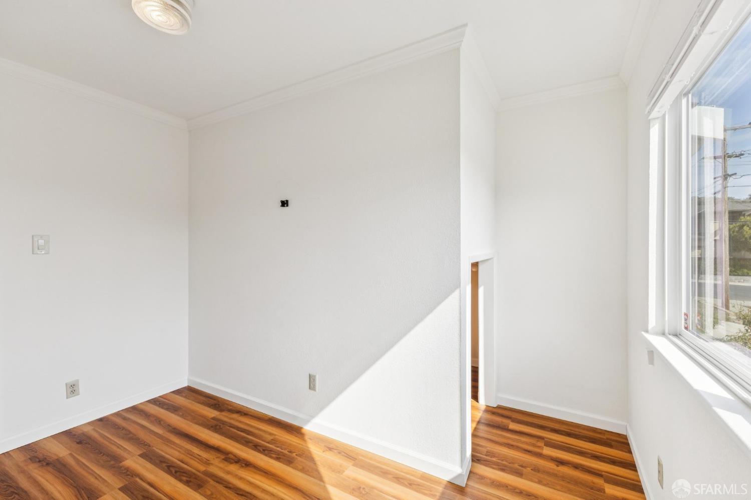 Detail Gallery Image 35 of 86 For 2 Beaumont Ct, Lafayette,  CA 94549 - 6 Beds | 3/1 Baths