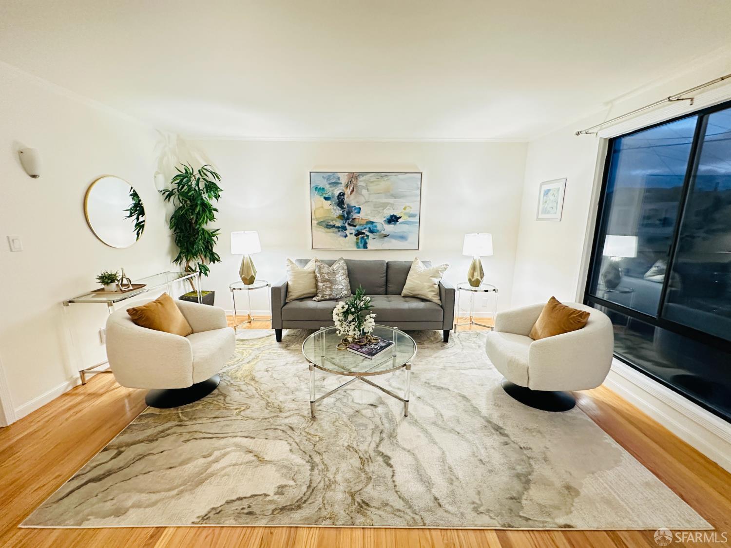 Detail Gallery Image 3 of 45 For 1746 47th Ave, San Francisco,  CA 94122 - 2 Beds | 1 Baths