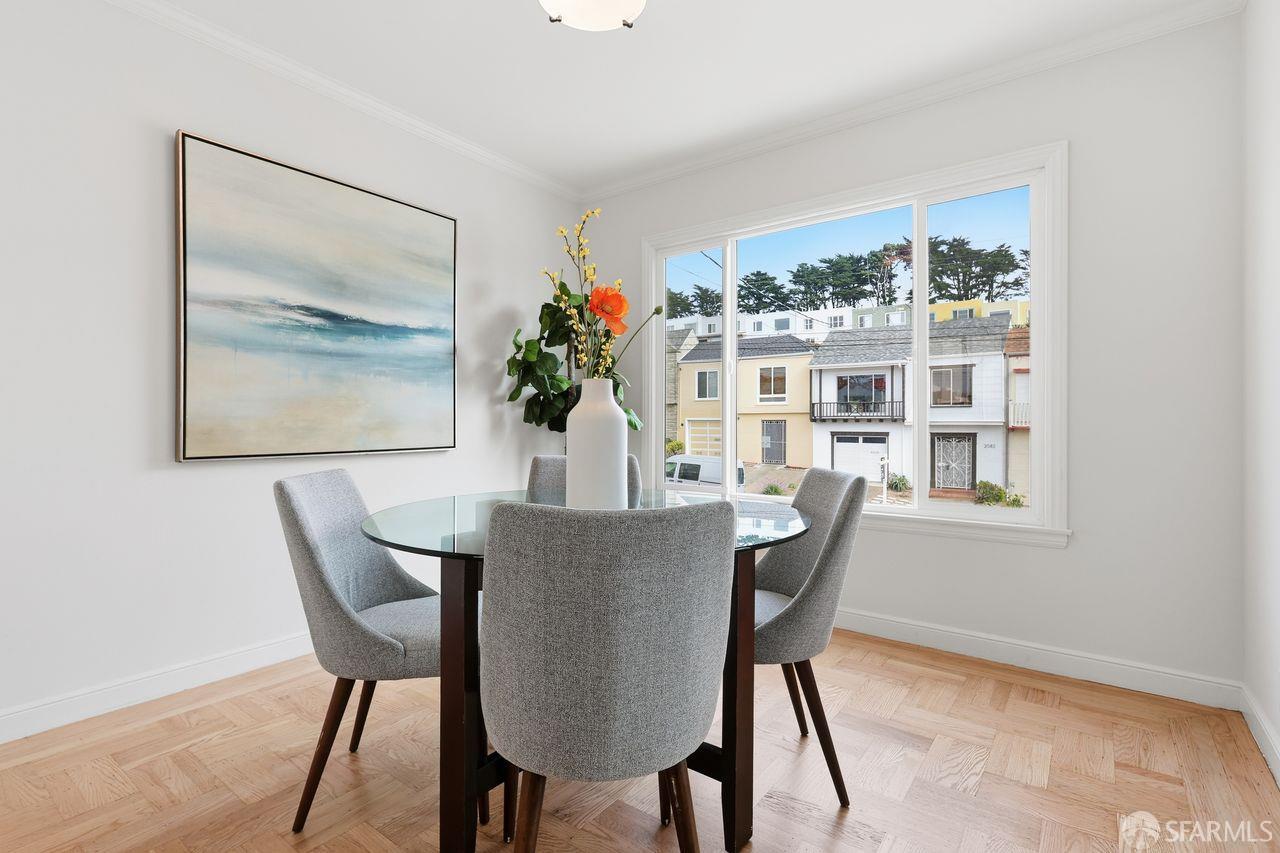 Detail Gallery Image 7 of 55 For 2087 29th Ave, San Francisco,  CA 94116 - 3 Beds | 1 Baths