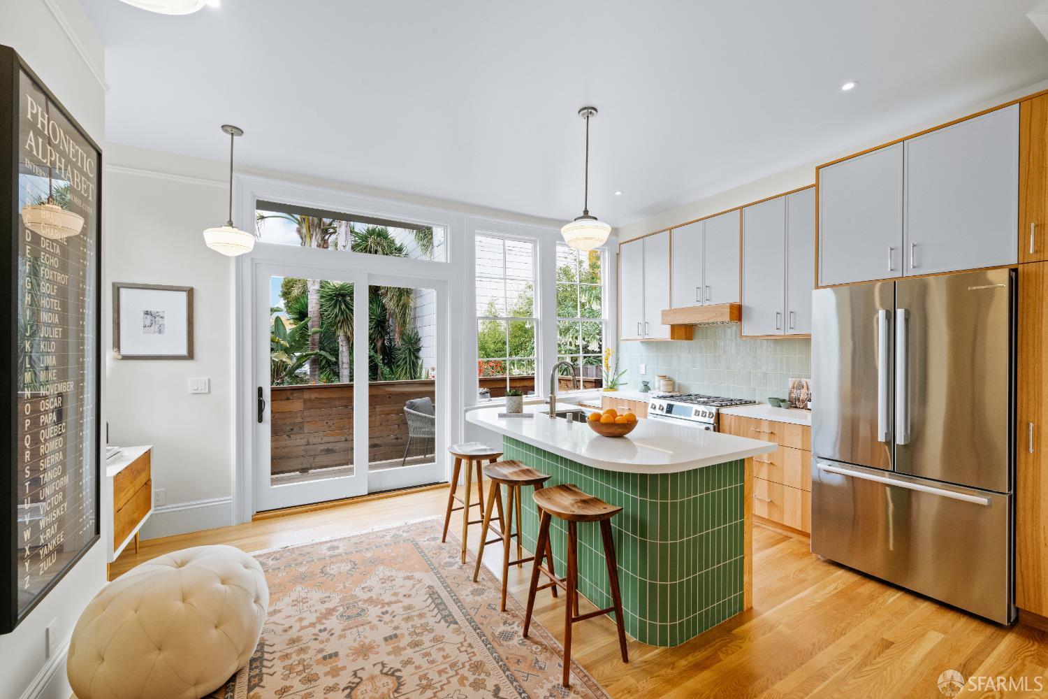 Detail Gallery Image 11 of 59 For 309 Steiner St #D,  San Francisco,  CA 94117 - 3 Beds | 1/1 Baths