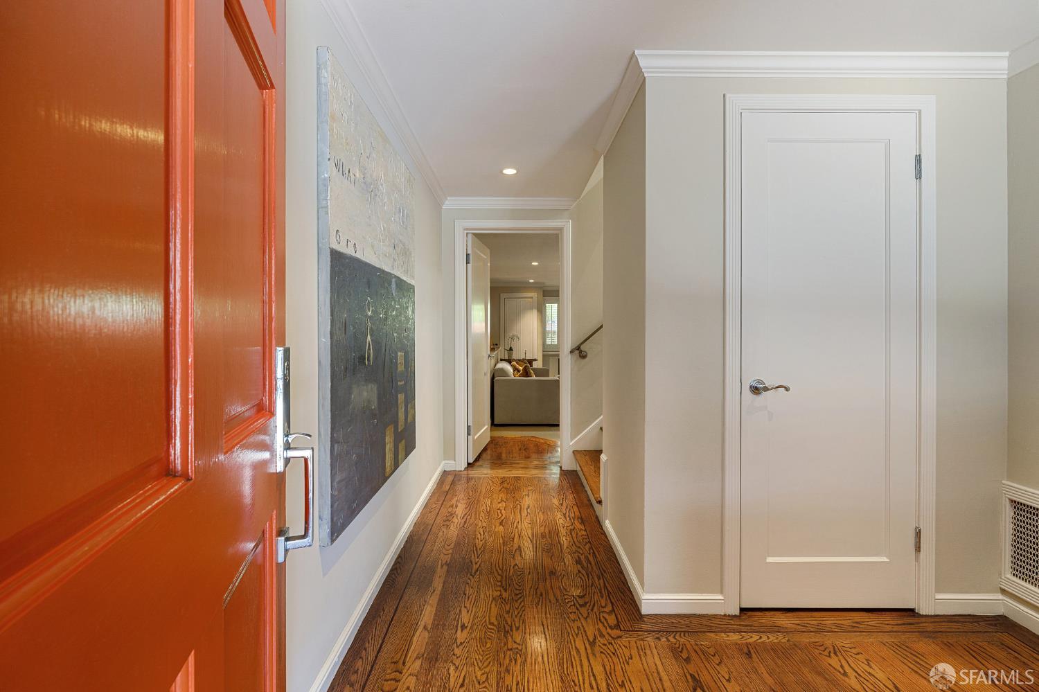 Detail Gallery Image 5 of 44 For 101 Farnum St, San Francisco,  CA 94131 - 3 Beds | 2 Baths