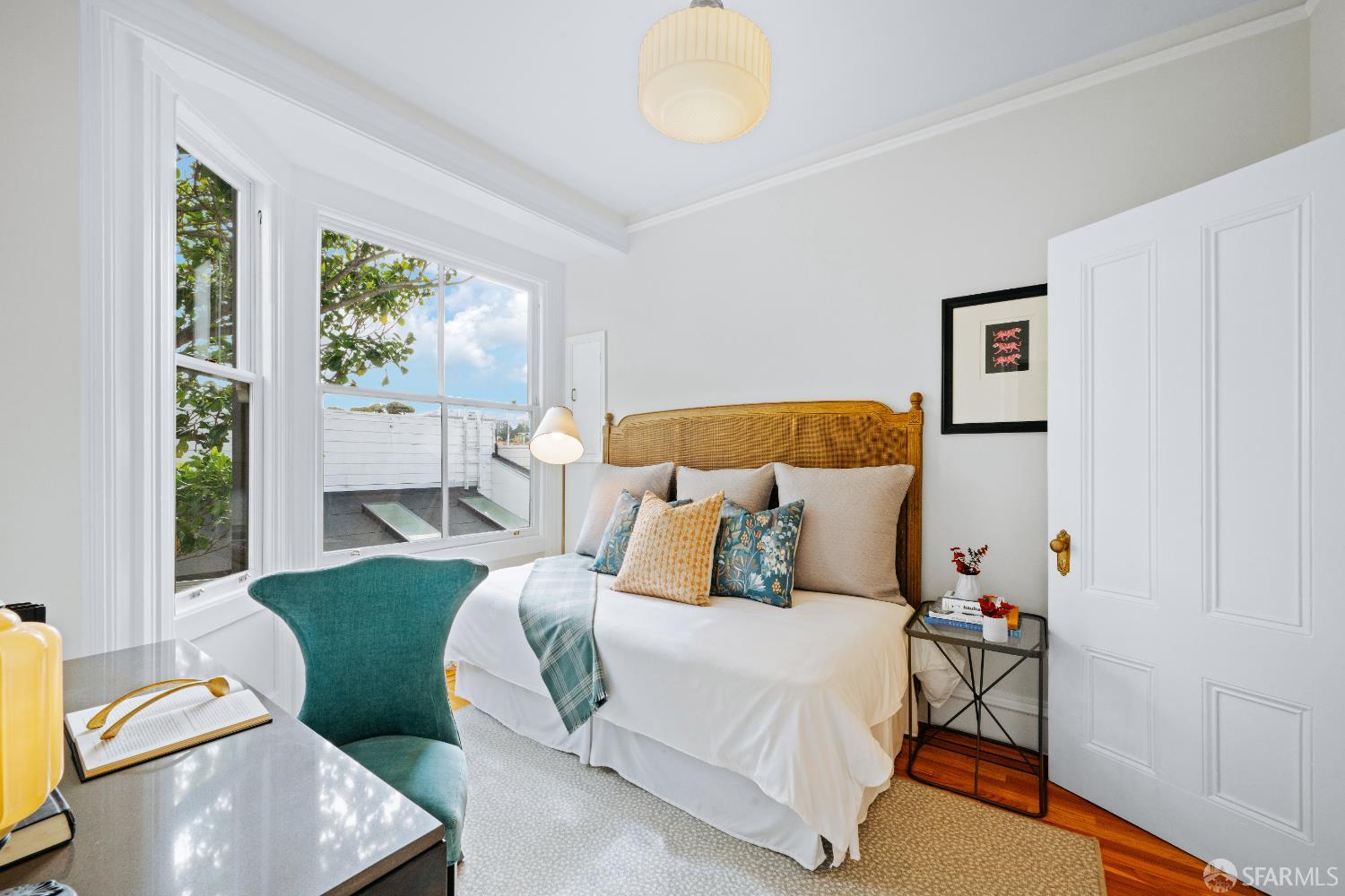 Detail Gallery Image 32 of 59 For 309 Steiner St #D,  San Francisco,  CA 94117 - 3 Beds | 1/1 Baths