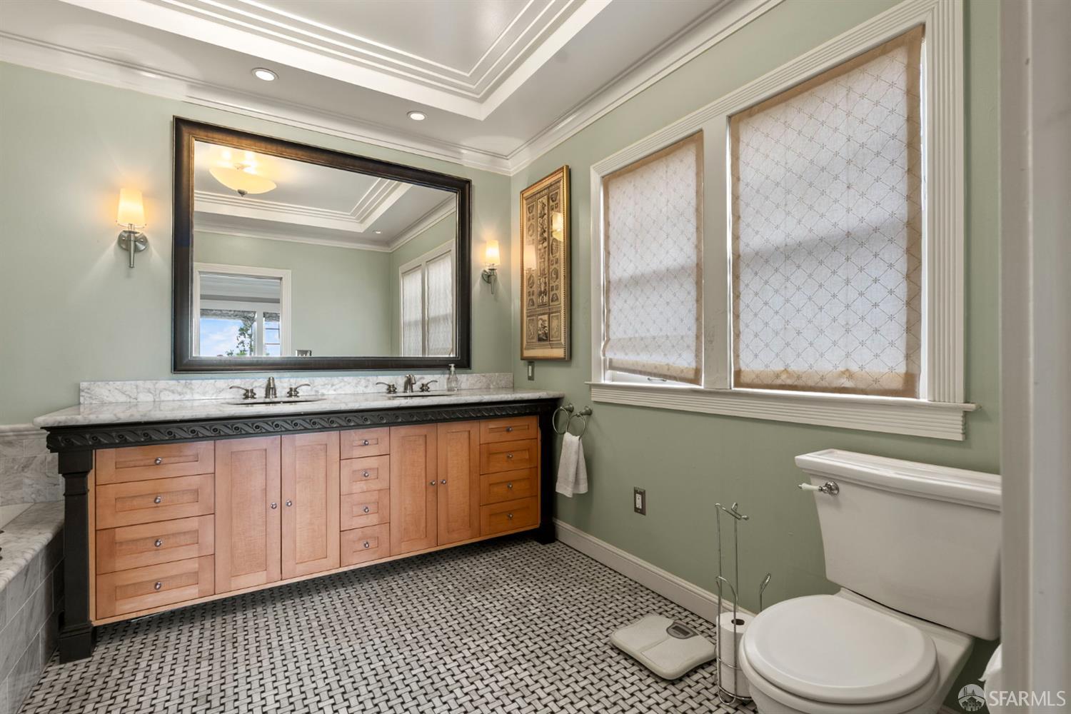 Detail Gallery Image 50 of 95 For 415 Pacific Ave, Piedmont,  CA 94611 - 6 Beds | 4/1 Baths