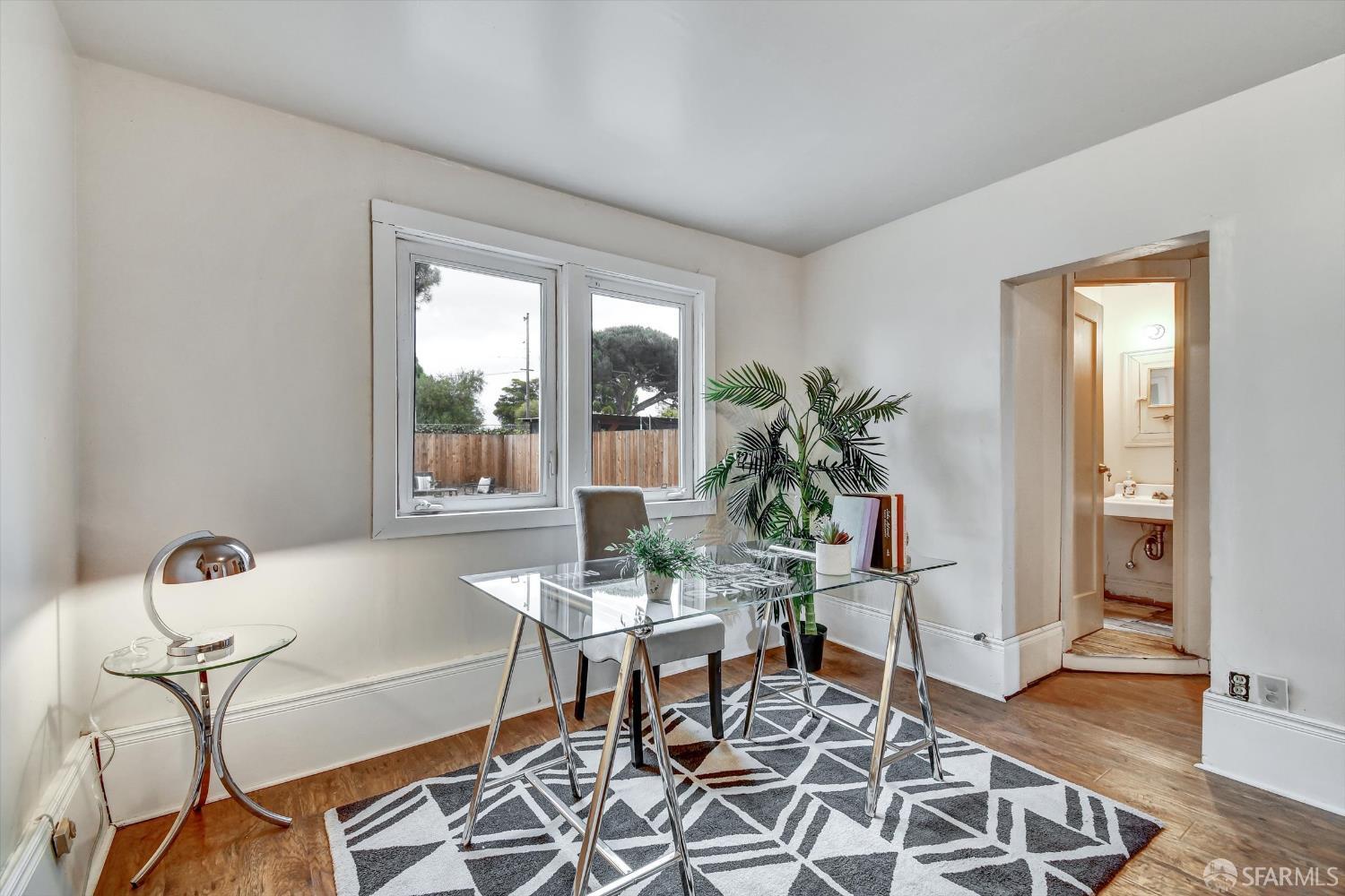 Detail Gallery Image 26 of 35 For 1090 Gilman Ave, San Francisco,  CA 94124 - 2 Beds | 2 Baths