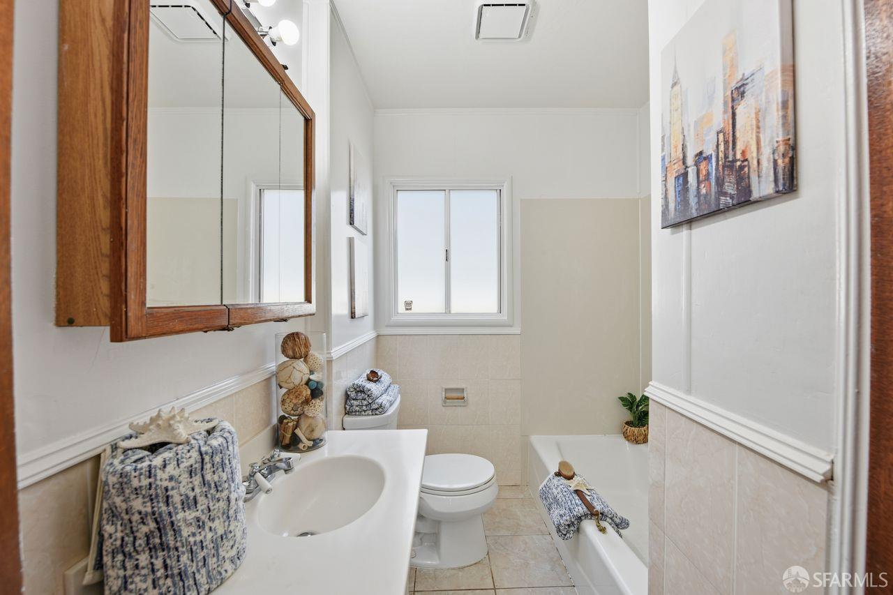 Detail Gallery Image 23 of 47 For 7347 Terrace Dr, El Cerrito,  CA 94530 - 4 Beds | 2 Baths