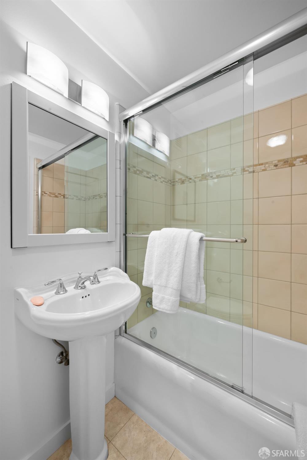 Photo #26: 425083698 Listing: Photo #26