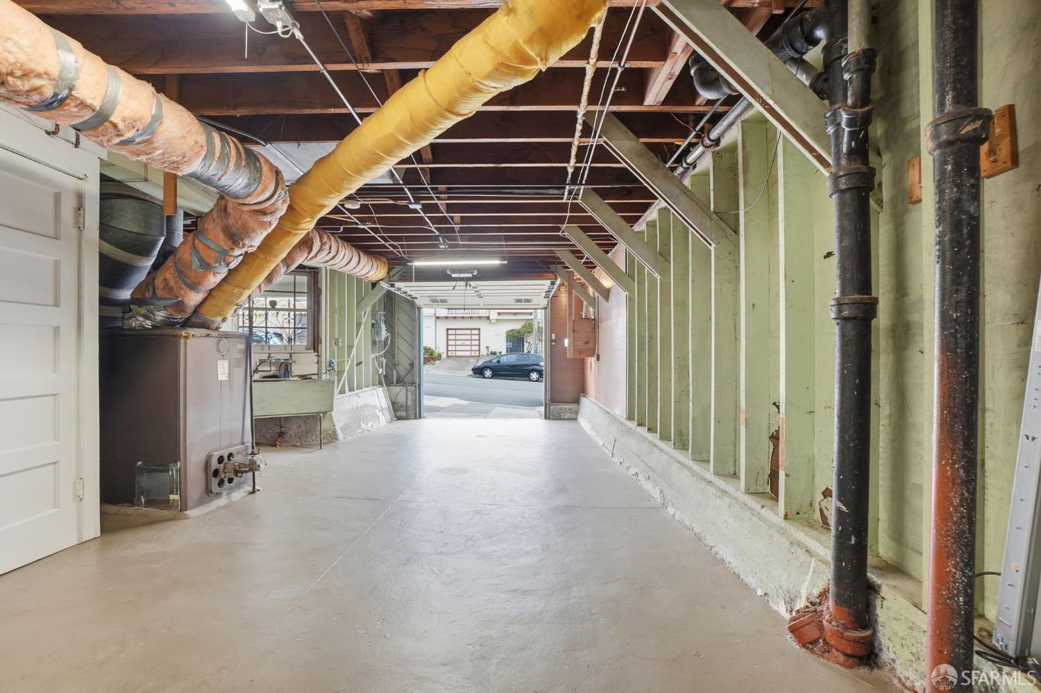 Detail Gallery Image 28 of 55 For 2087 29th Ave, San Francisco,  CA 94116 - 3 Beds | 1 Baths