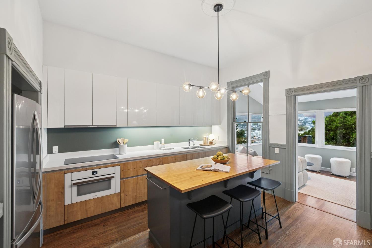 Detail Gallery Image 19 of 77 For 4106 20th St, San Francisco,  CA 94114 - 4 Beds | 3 Baths