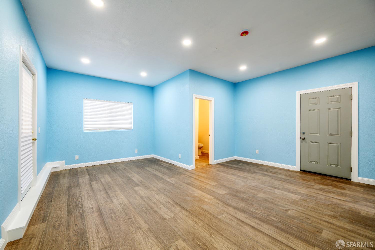 Detail Gallery Image 26 of 60 For 2275 Southwood Dr, Pittsburg,  CA 94565 - 6 Beds | 4 Baths